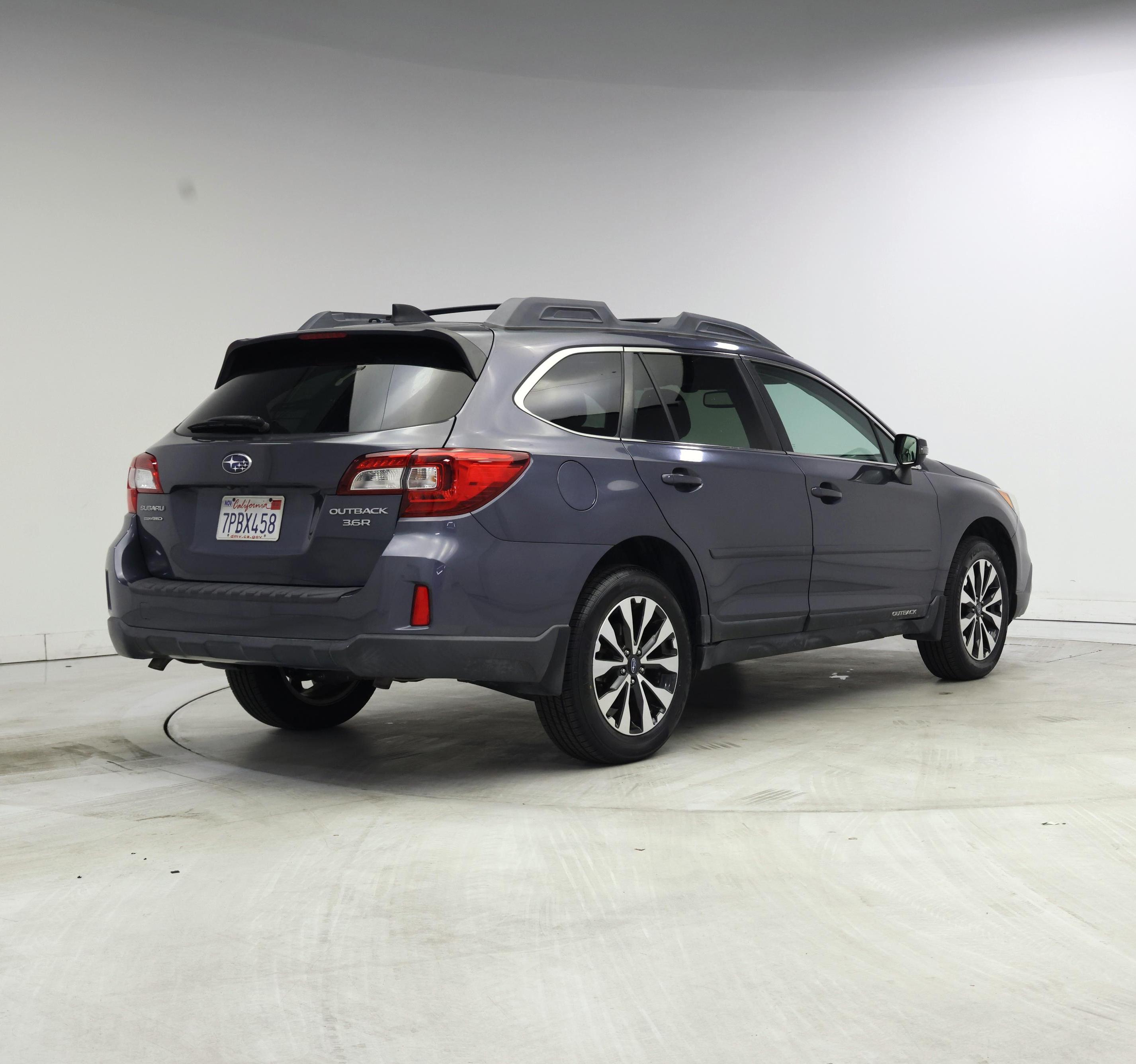 Thumbnail: 2016 Subaru Outback - 8