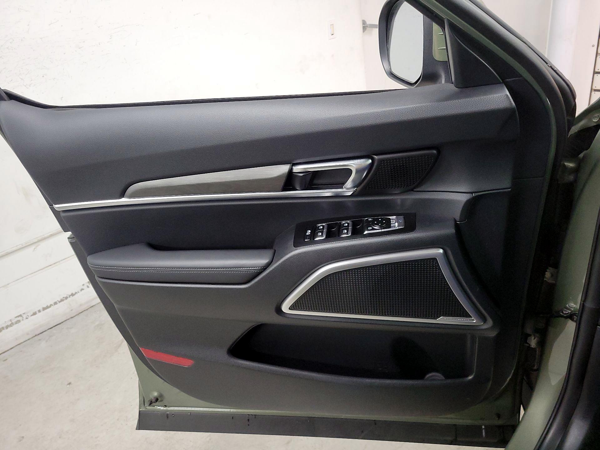 Thumbnail: 2025 Kia Telluride - 12