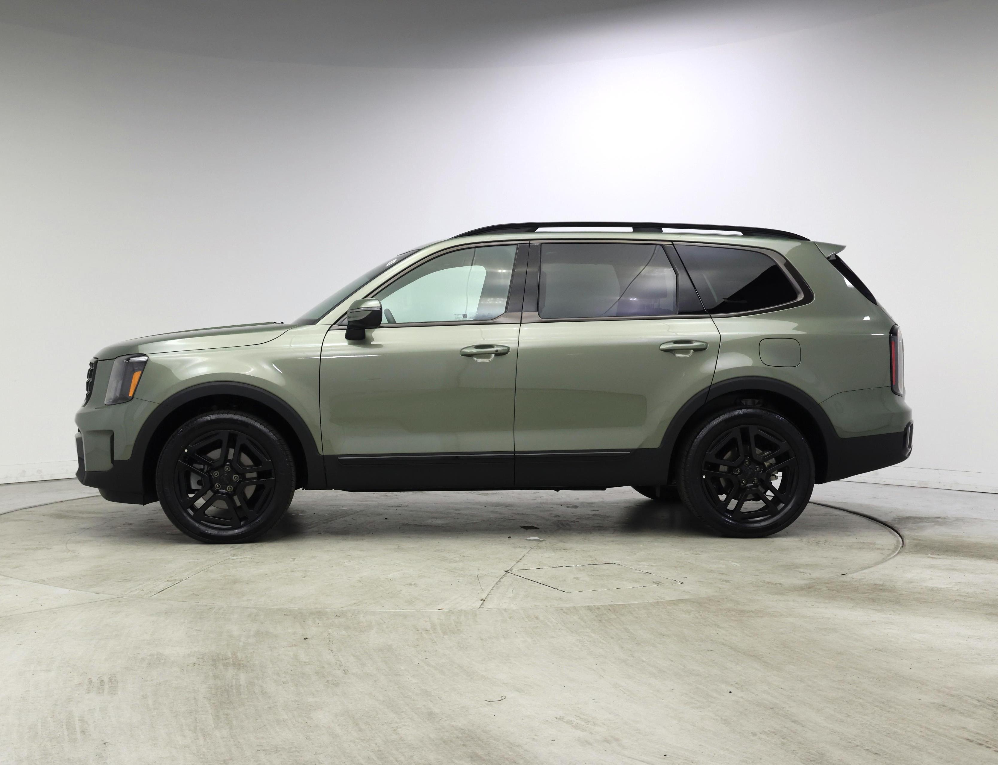 Thumbnail: 2025 Kia Telluride - 3