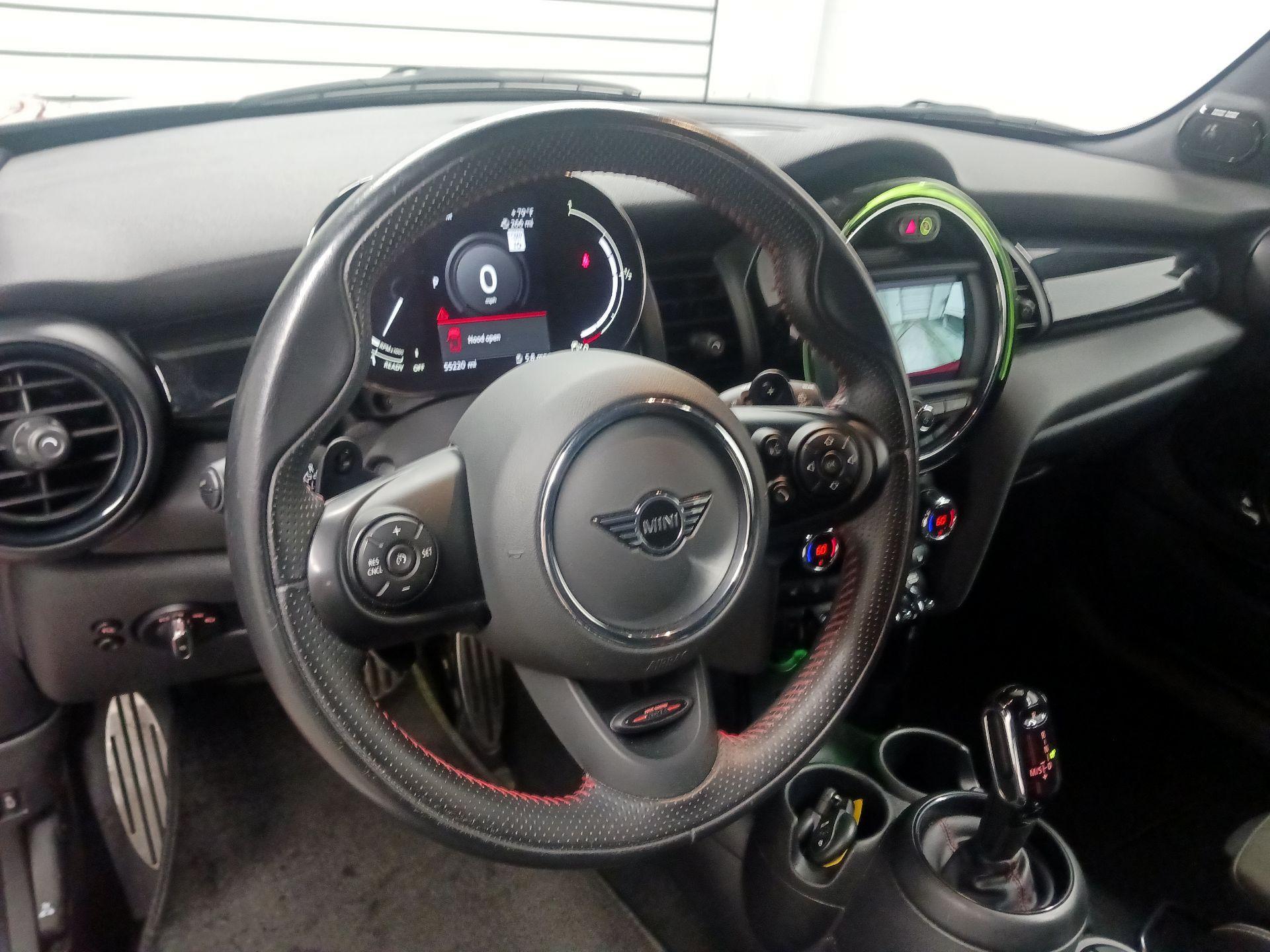 Thumbnail: 2021 MINI Cooper Hardtop - 9