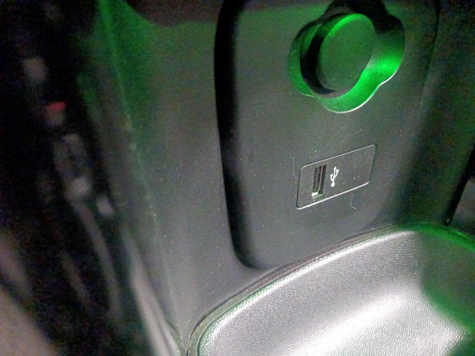 Thumbnail: 2021 MINI Cooper Hardtop - 18