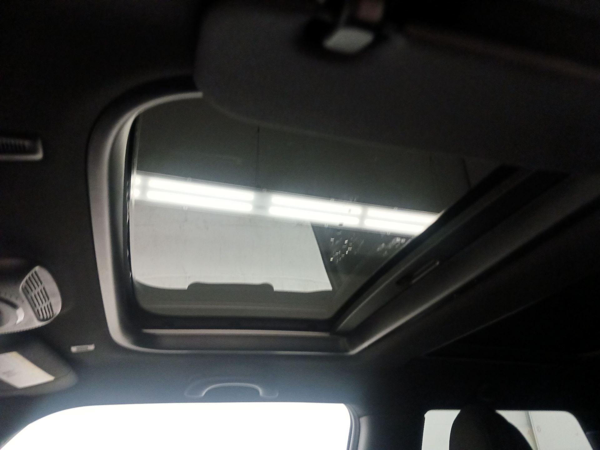 Thumbnail: 2021 MINI Cooper Hardtop - 19