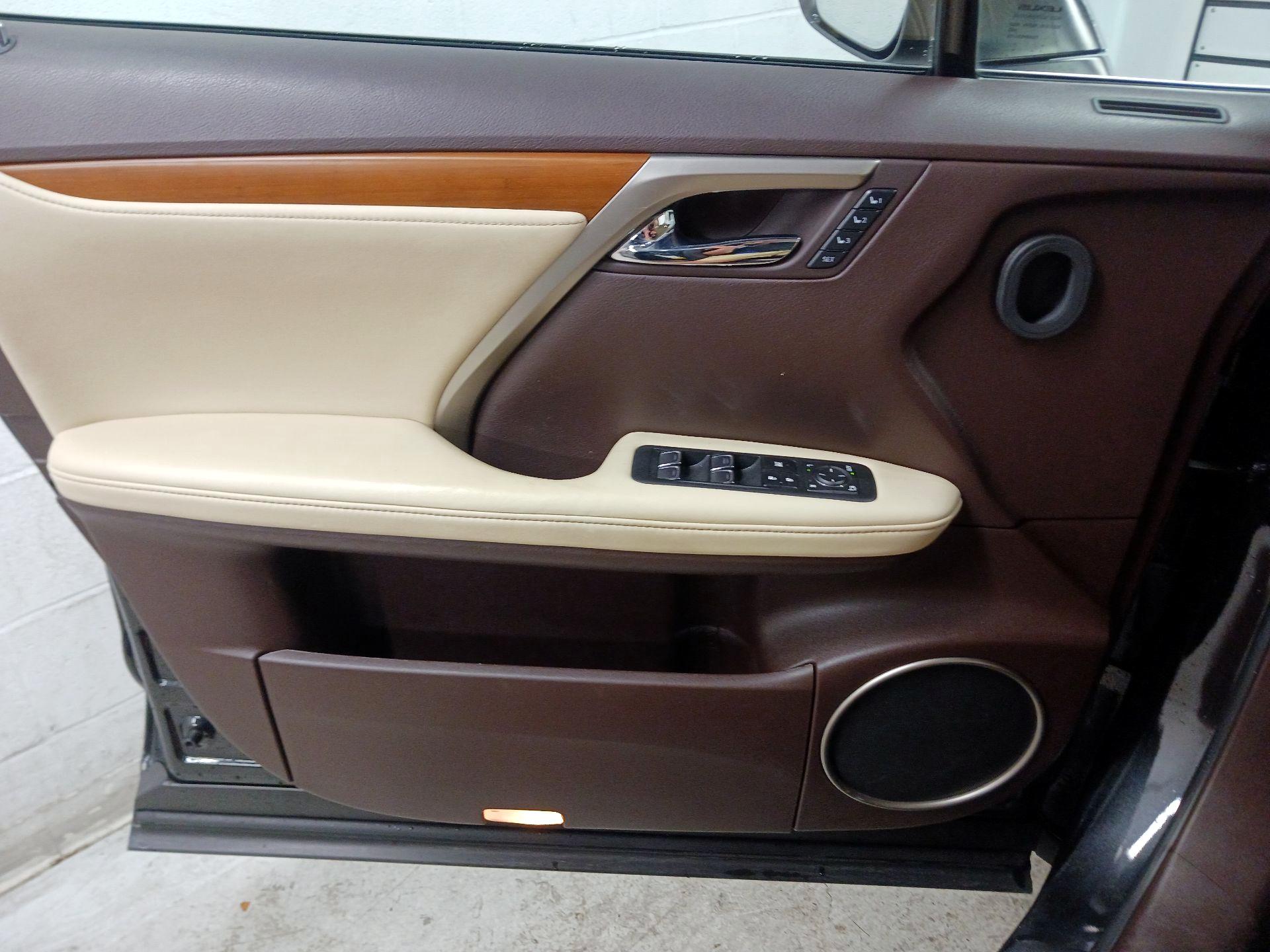 Thumbnail: 2020 Lexus RX - 12