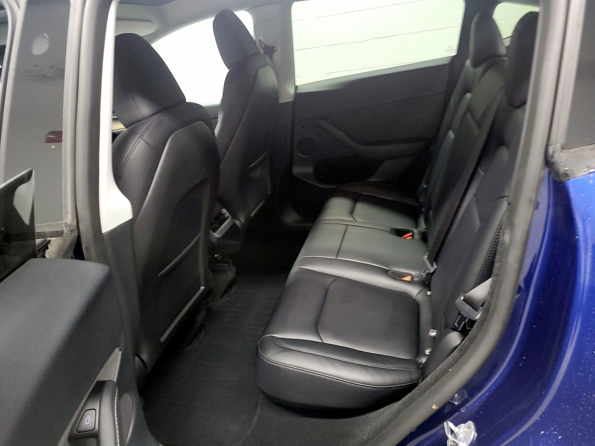 Thumbnail: 2025 Tesla Model Y - 16