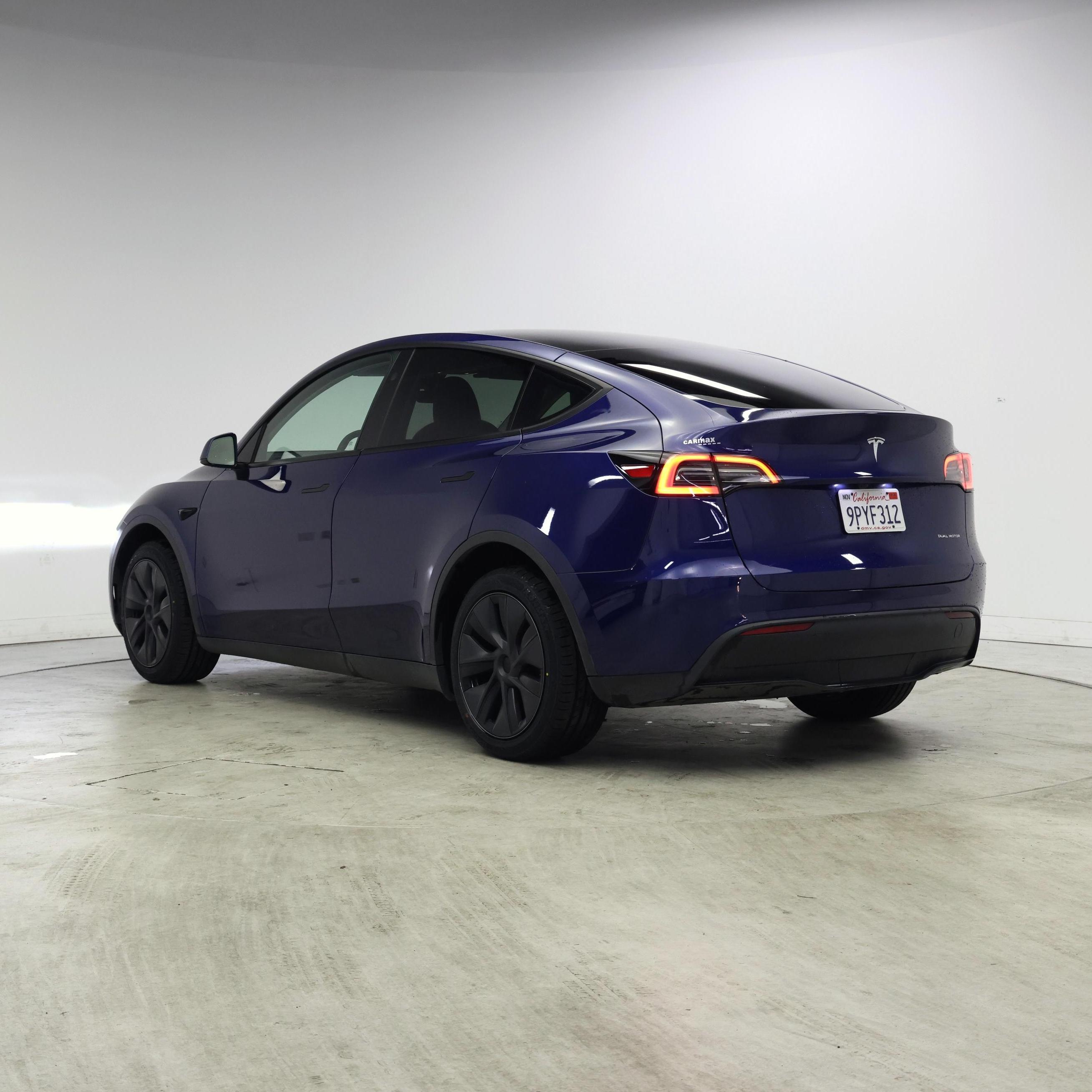 Thumbnail: 2025 Tesla Model Y - 2