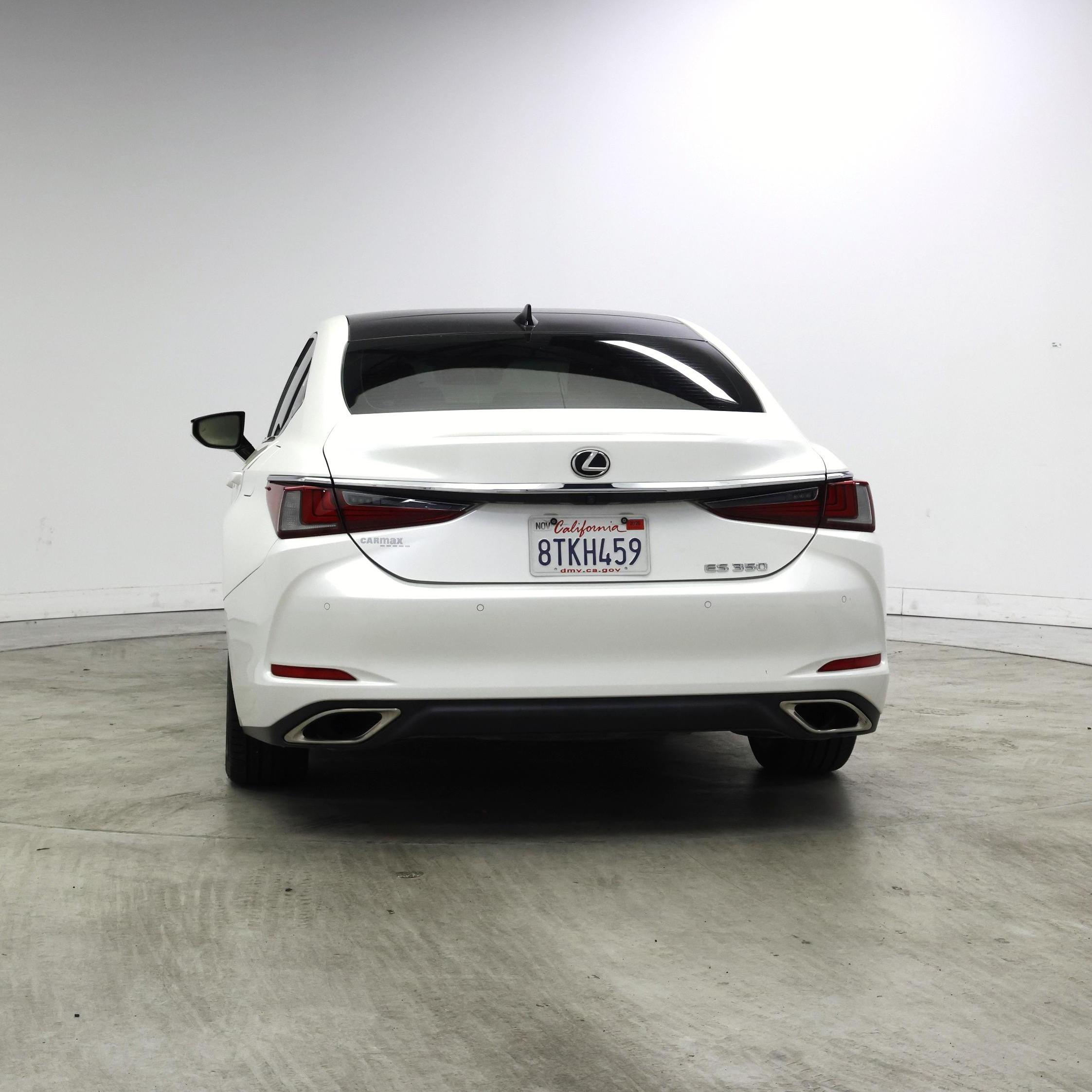 Thumbnail: 2019 Lexus ES - 6