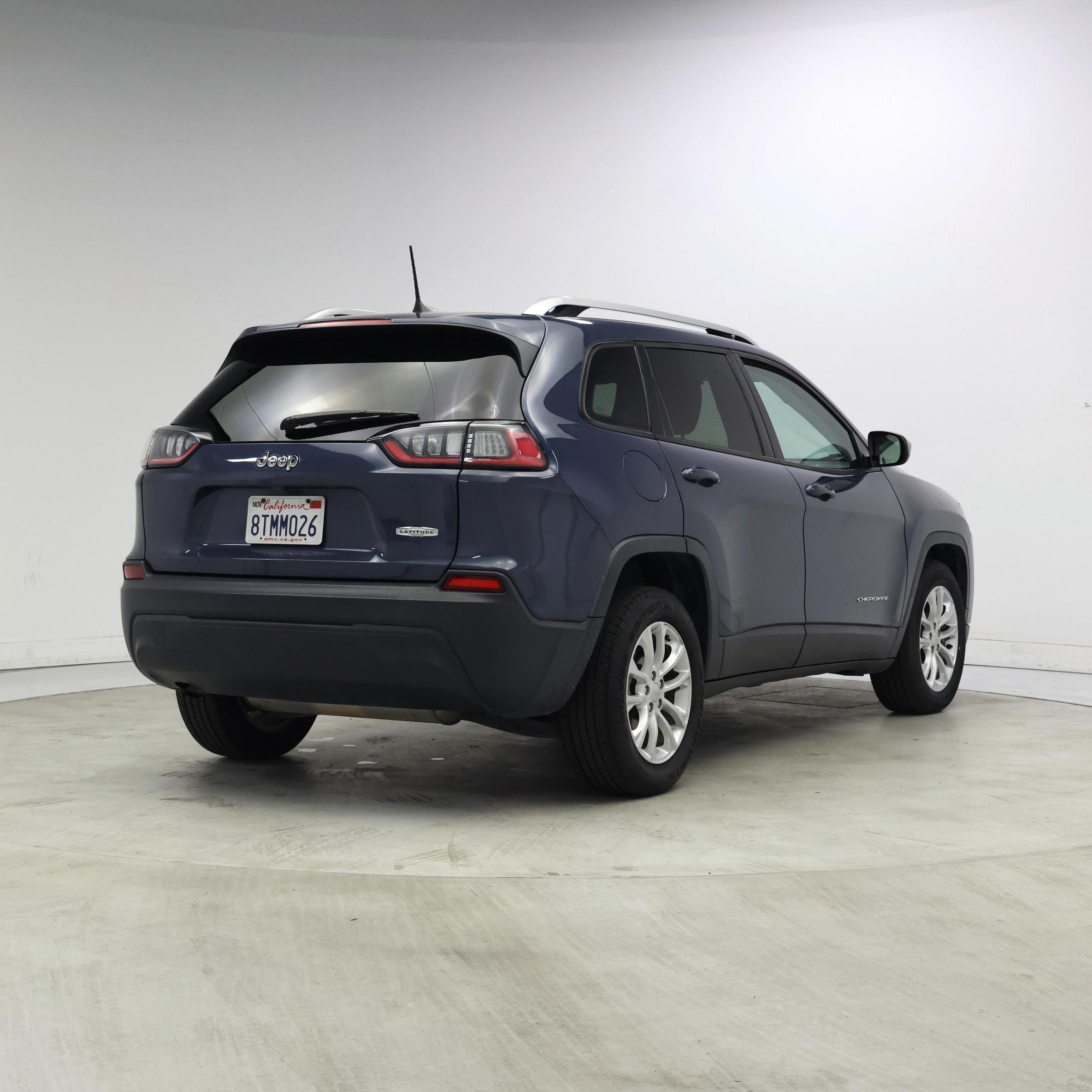 Thumbnail: 2020 Jeep Cherokee - 8