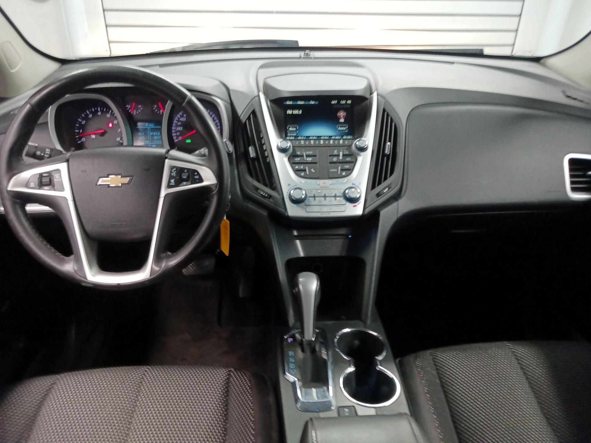 Thumbnail: 2015 Chevrolet Equinox - 9
