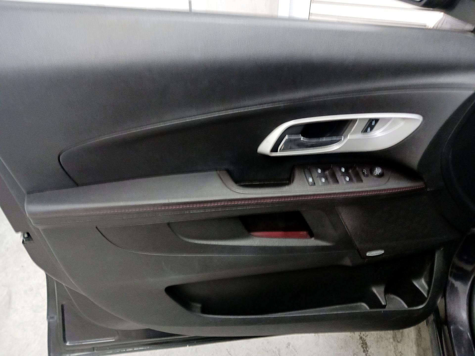 Thumbnail: 2015 Chevrolet Equinox - 12