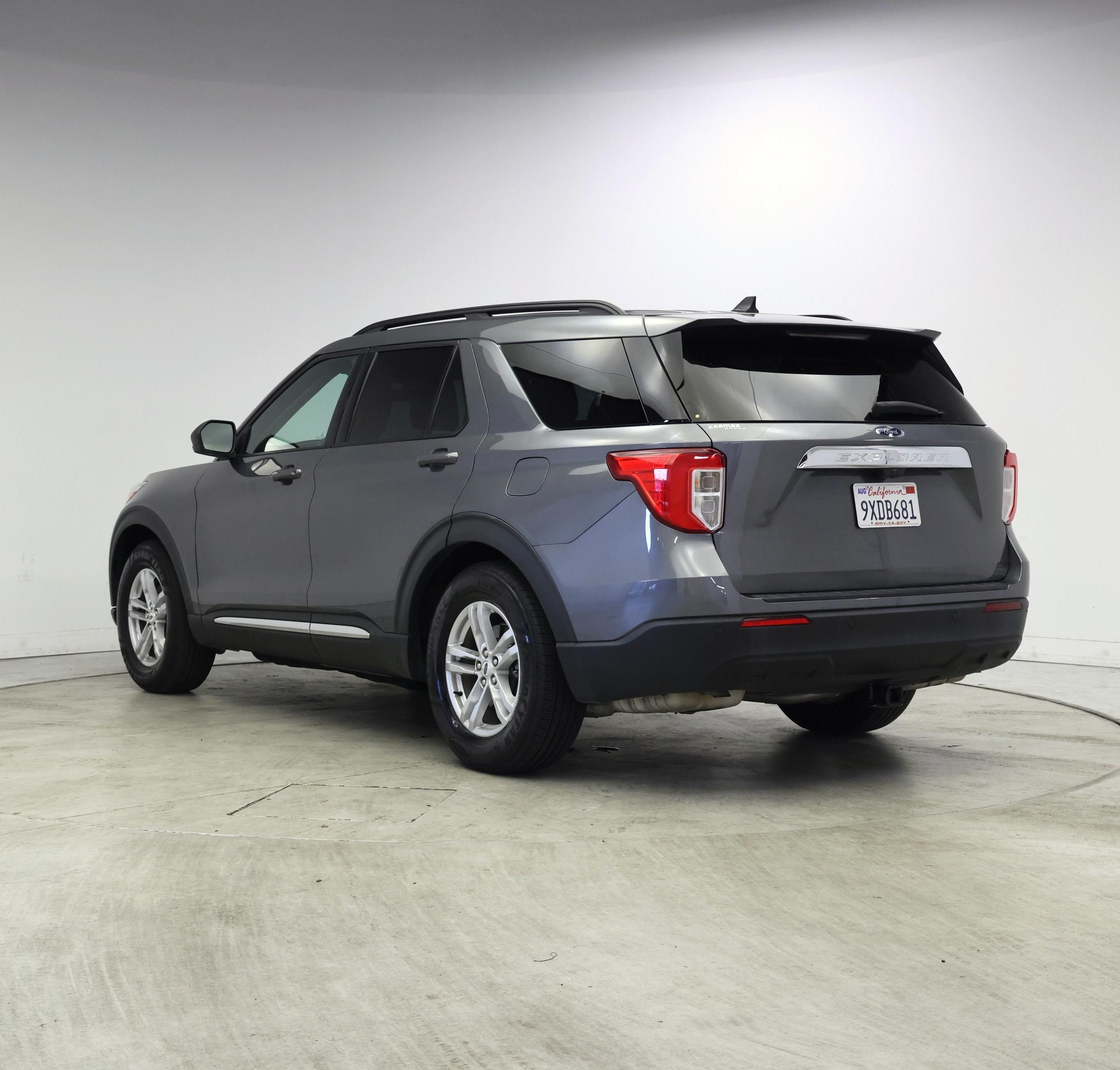 Thumbnail: 2022 Ford Explorer - 2