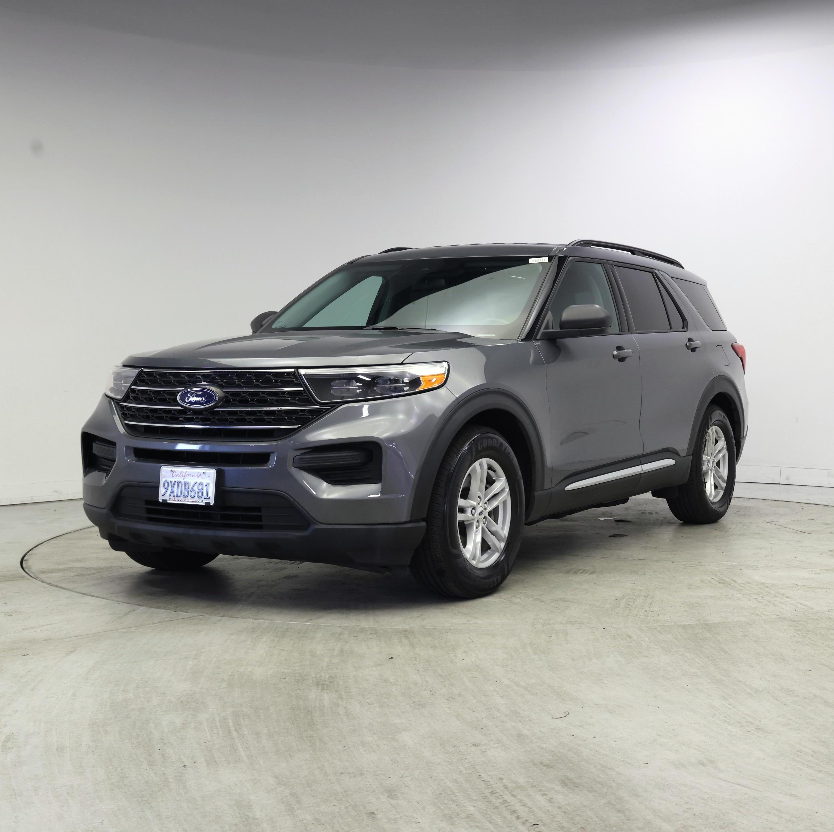 Thumbnail: 2022 Ford Explorer - 4