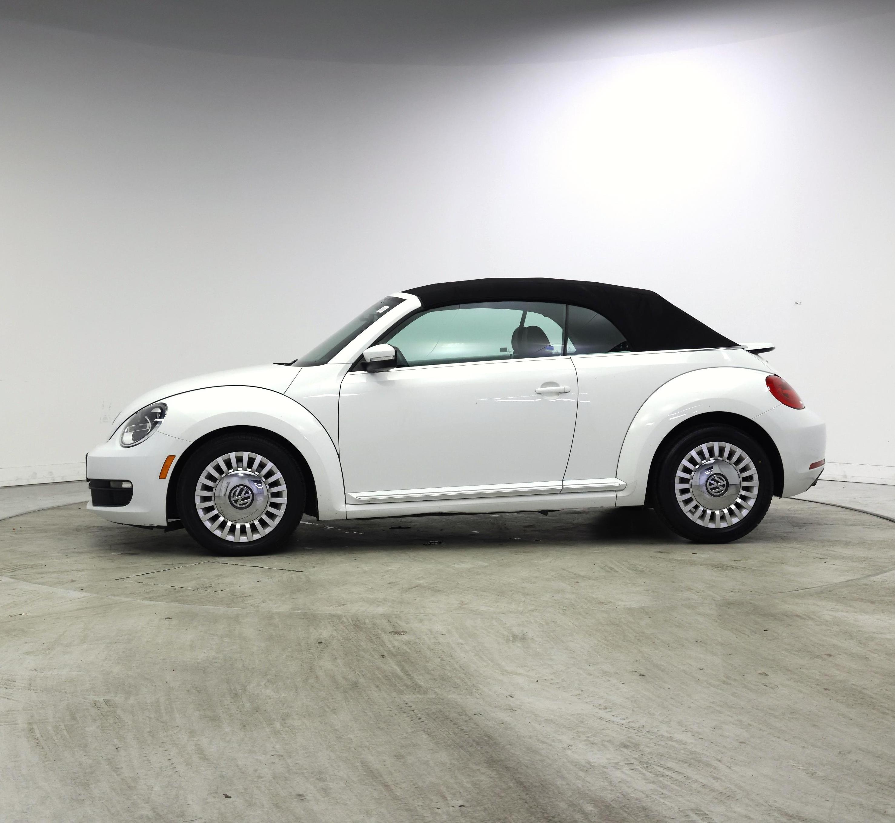 Thumbnail: 2014 Volkswagen Beetle - 3