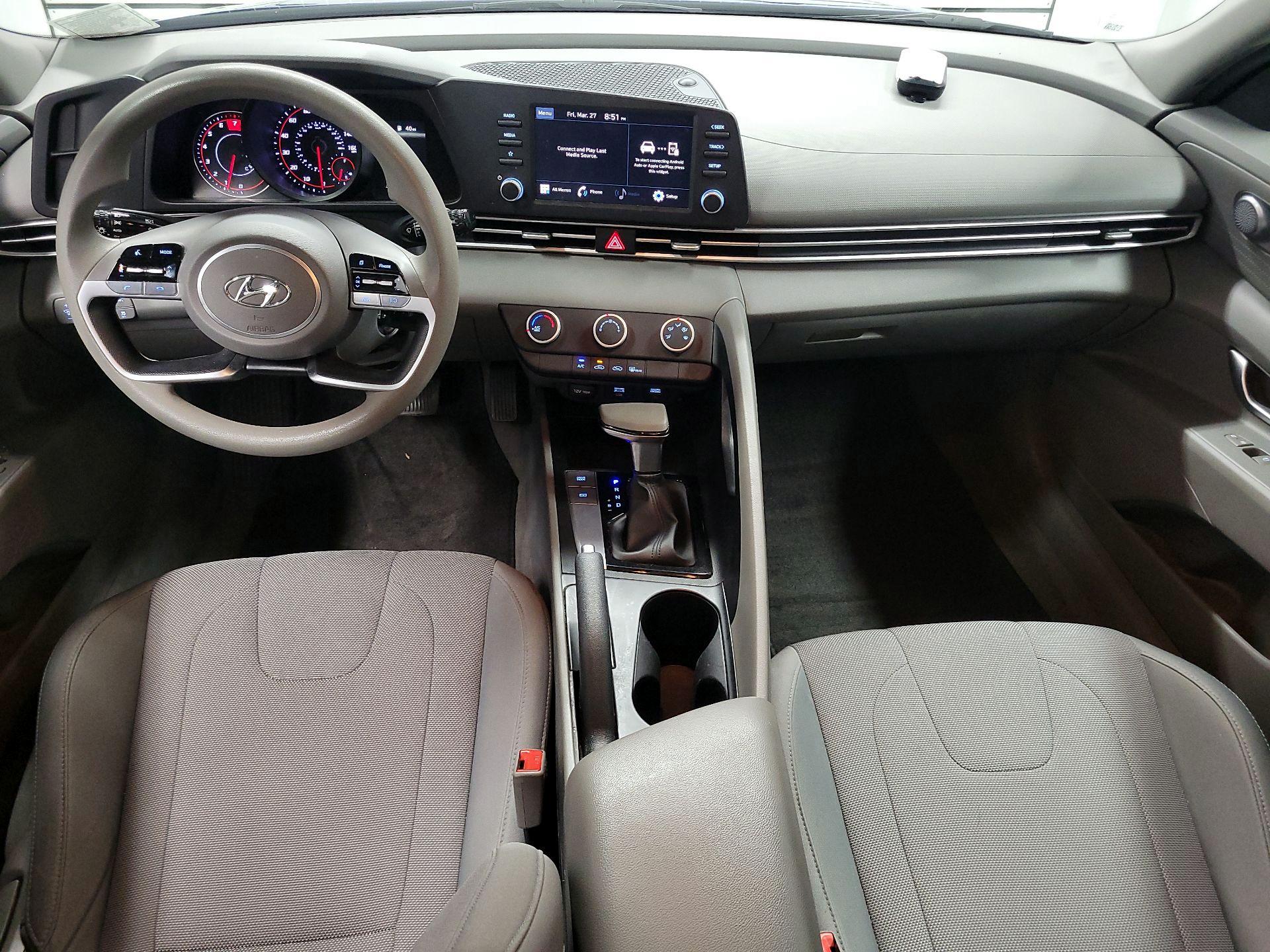 Thumbnail: 2023 Hyundai Elantra - 9