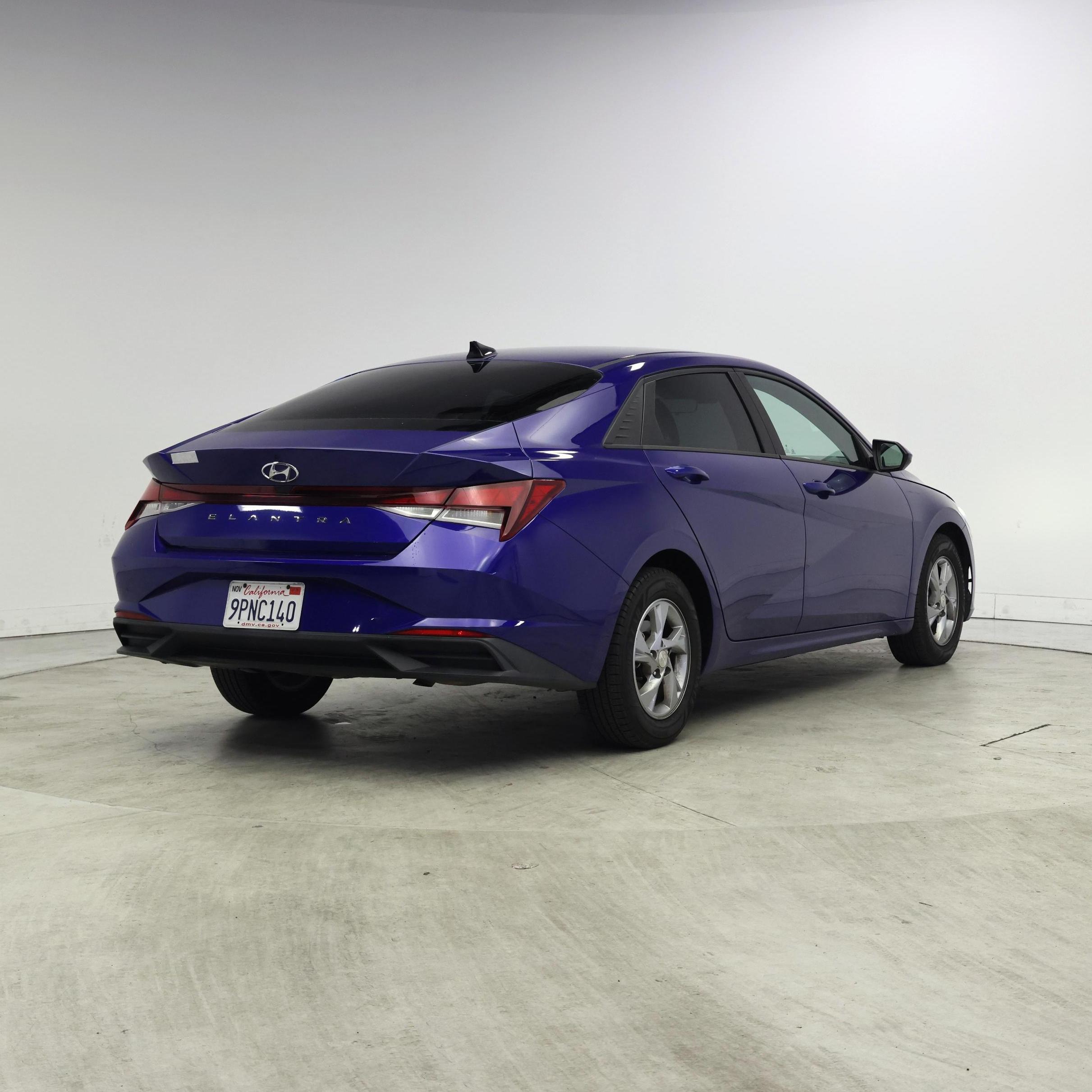 Thumbnail: 2023 Hyundai Elantra - 8