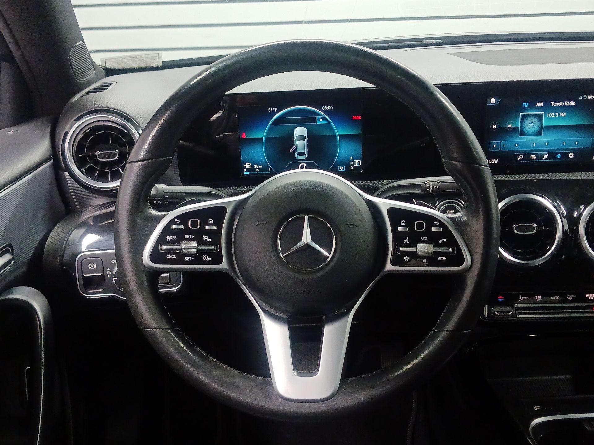 Thumbnail: 2020 Mercedes-Benz A-Class - 10