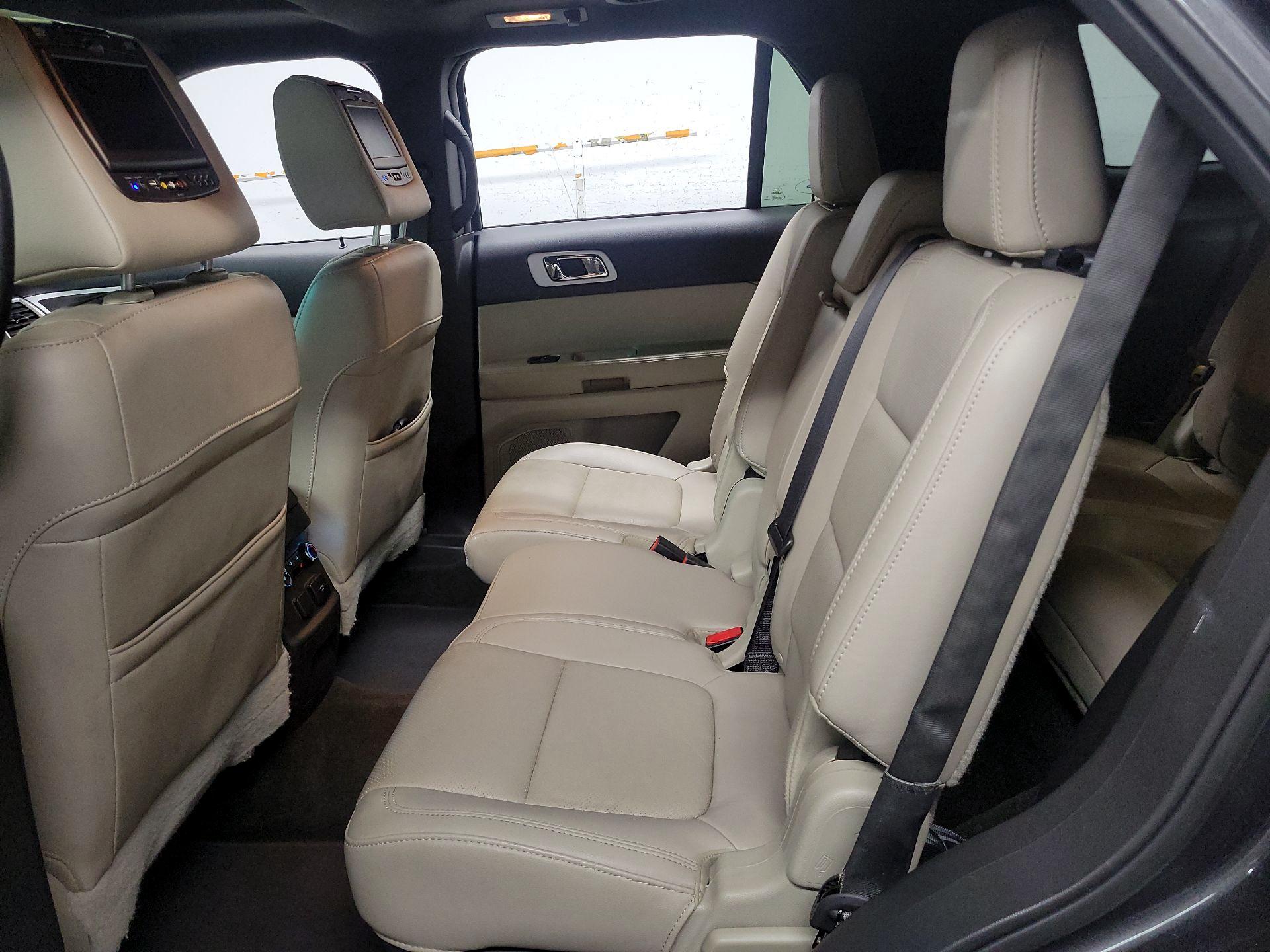 Thumbnail: 2015 Ford Explorer - 20