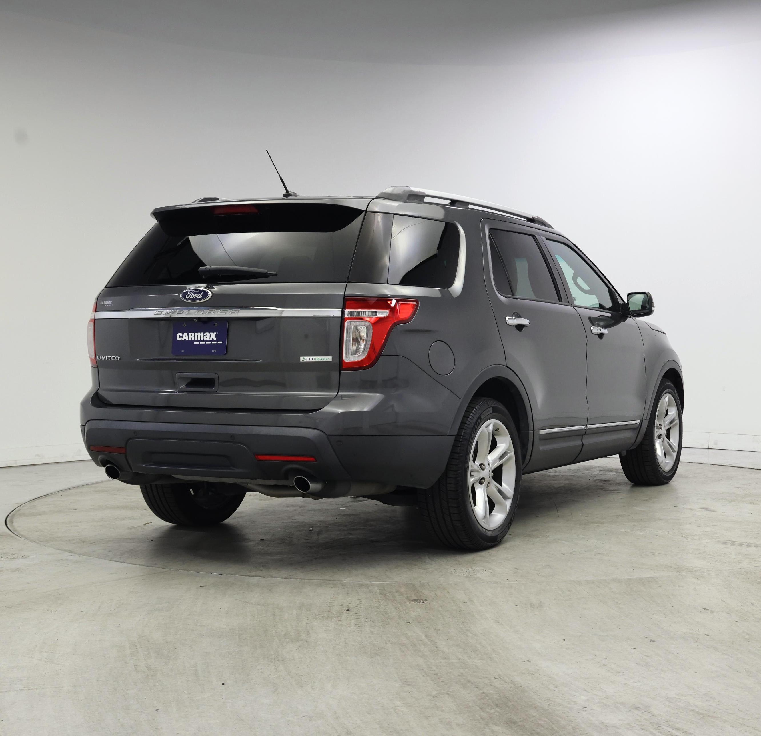 Thumbnail: 2015 Ford Explorer - 8