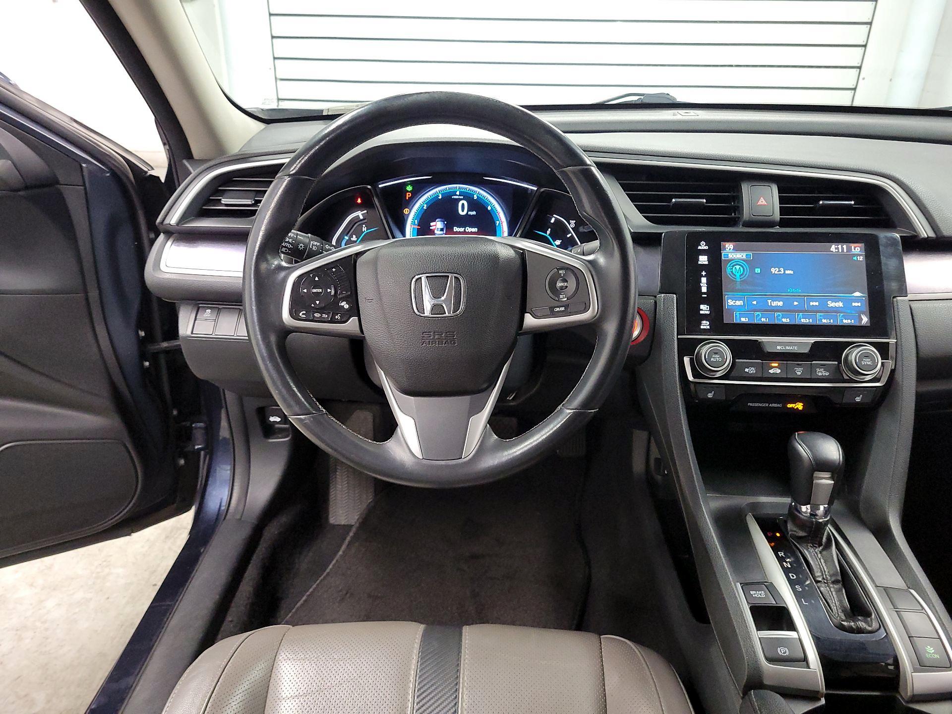 Thumbnail: 2016 Honda Civic - 10