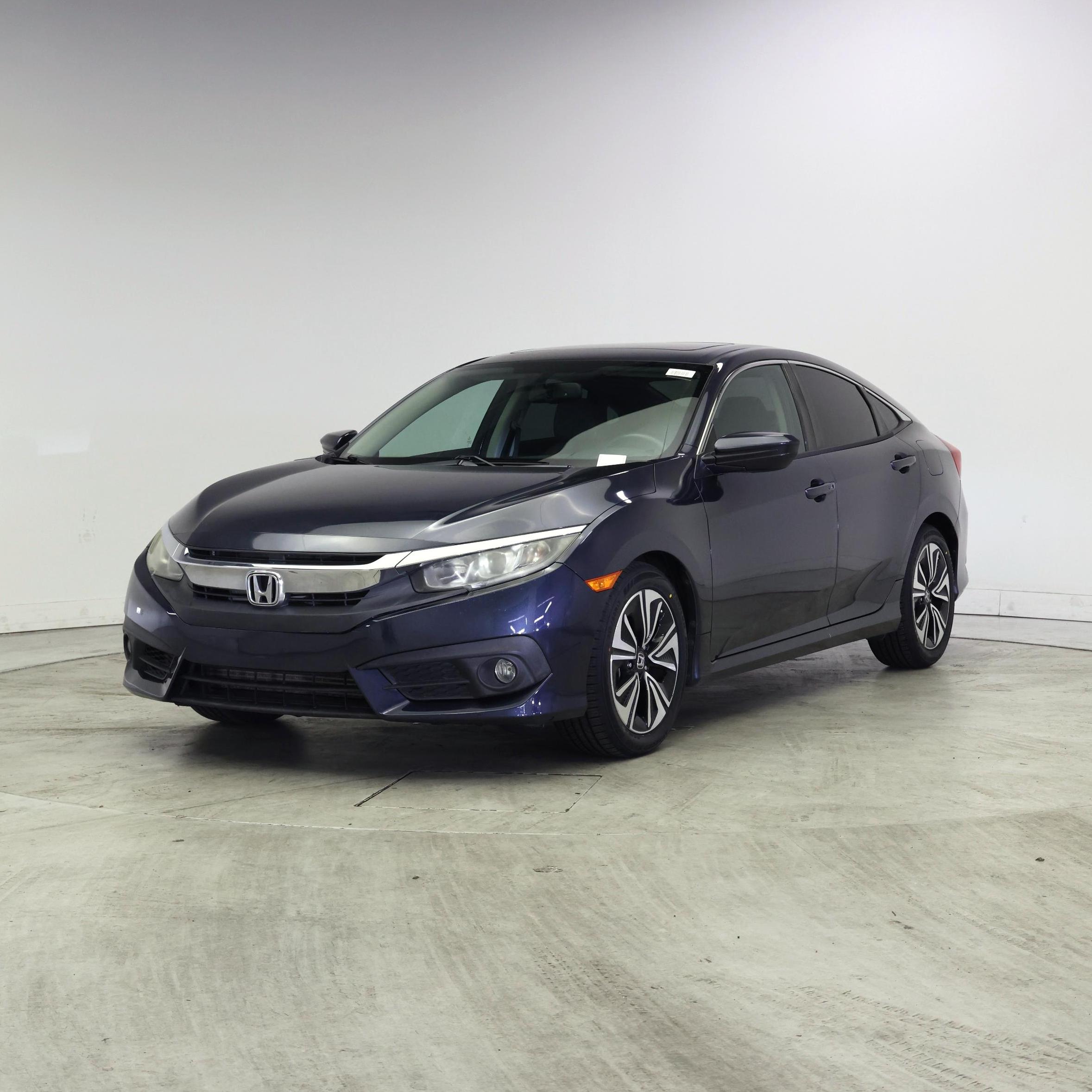 Thumbnail: 2016 Honda Civic - 4