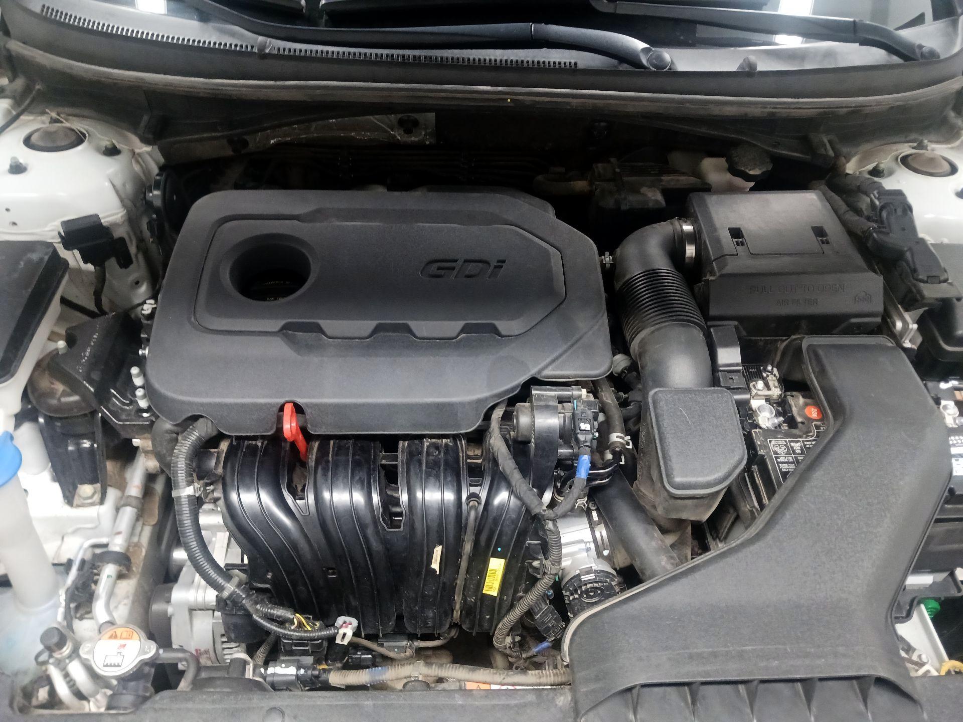 Thumbnail: 2018 Hyundai Sonata - 17