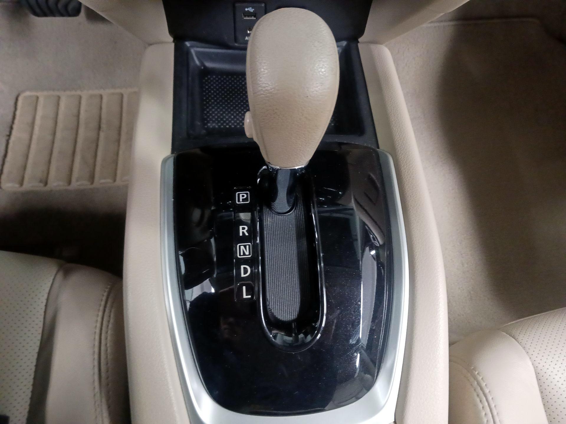 Thumbnail: 2014 Nissan Rogue - 17