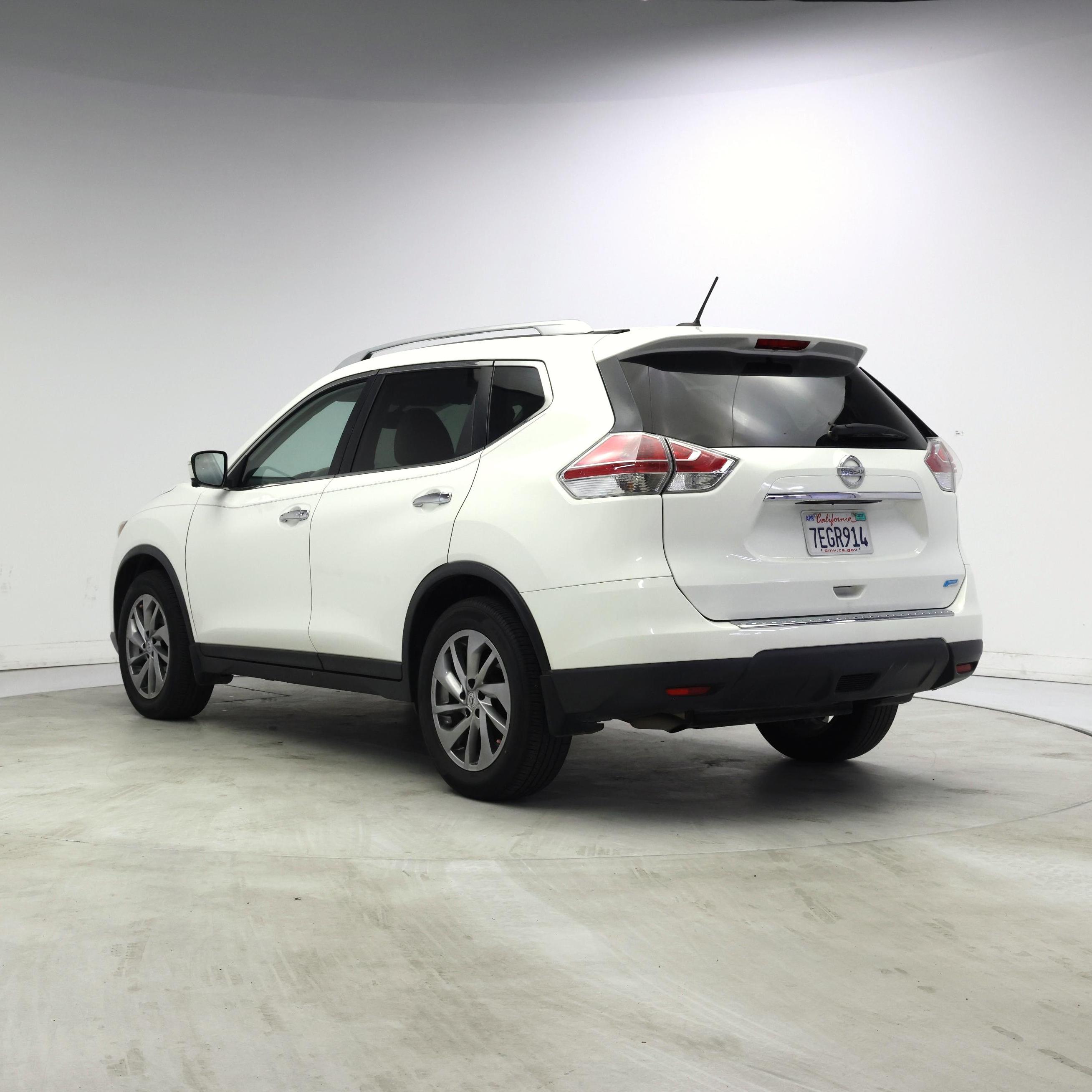 Thumbnail: 2014 Nissan Rogue - 2