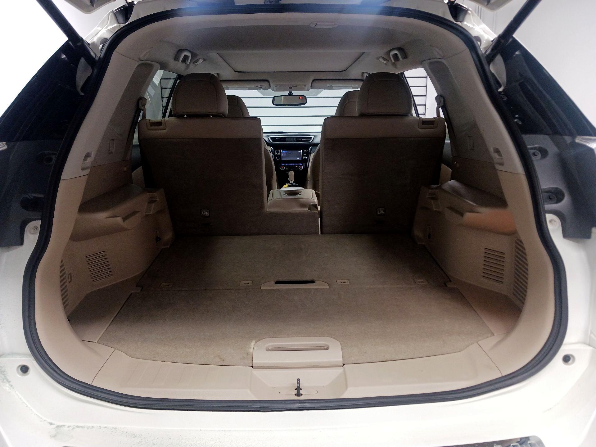 Thumbnail: 2014 Nissan Rogue - 20