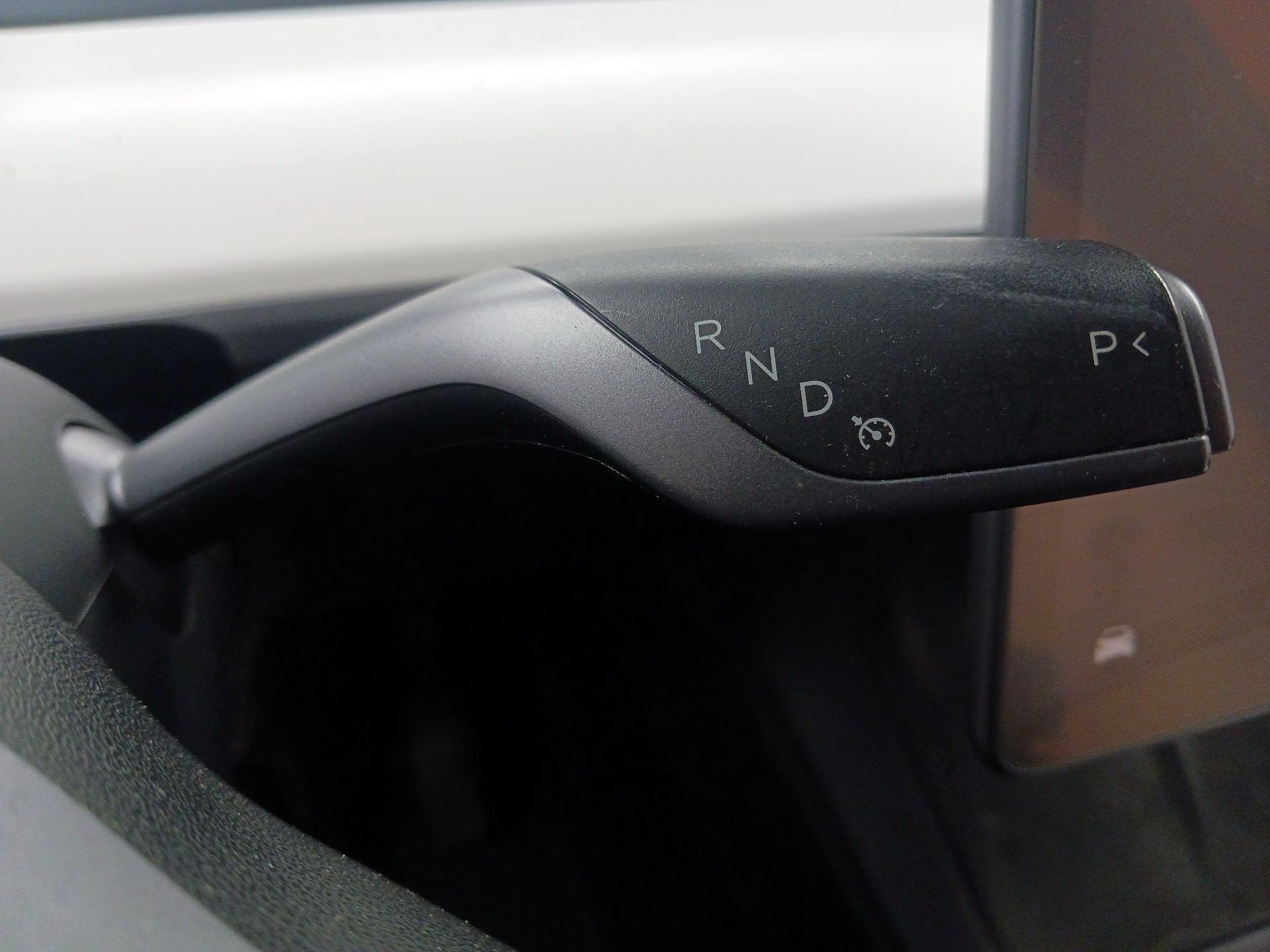 Thumbnail: 2022 Tesla Model Y - 16