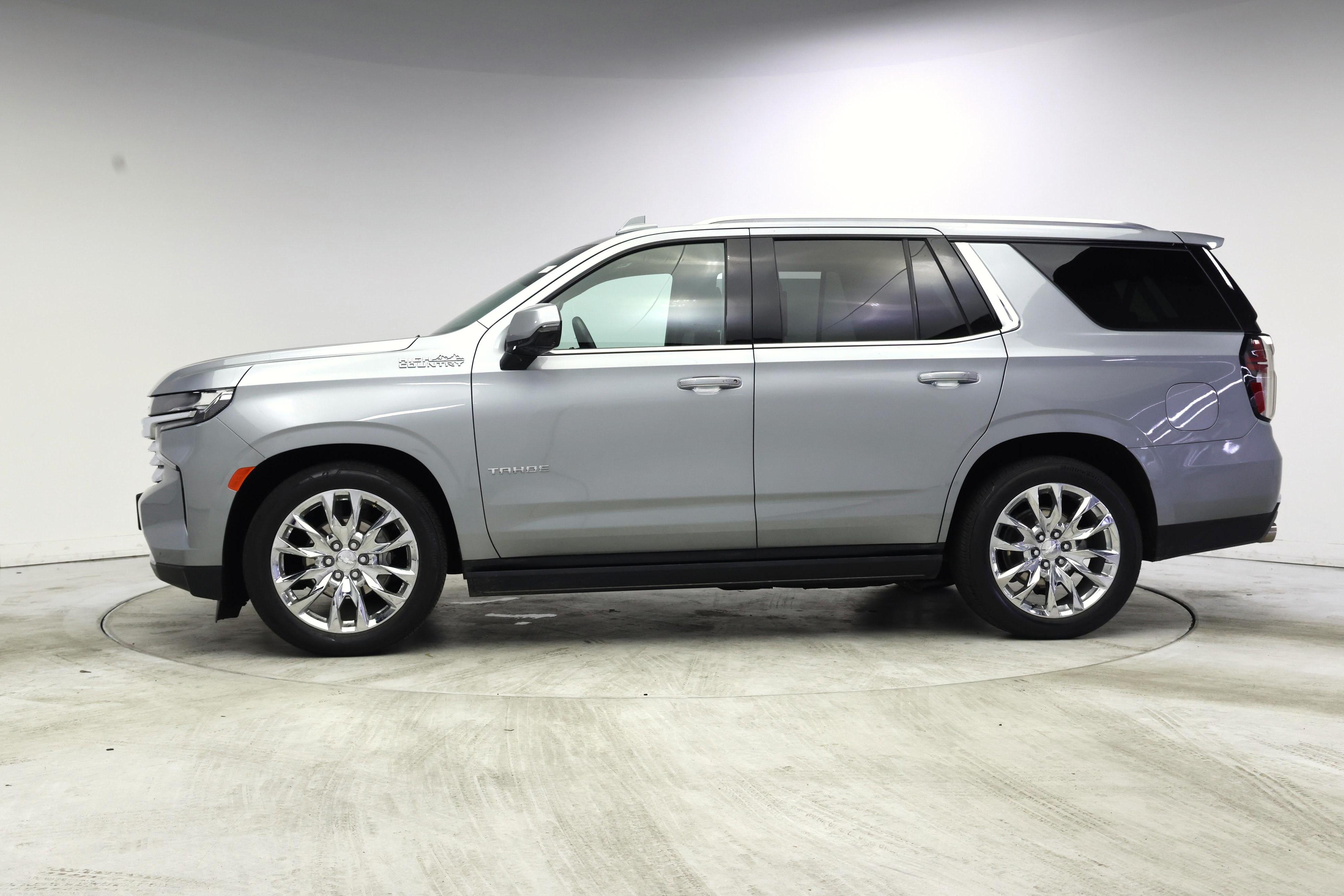 Thumbnail: 2024 Chevrolet Tahoe - 3
