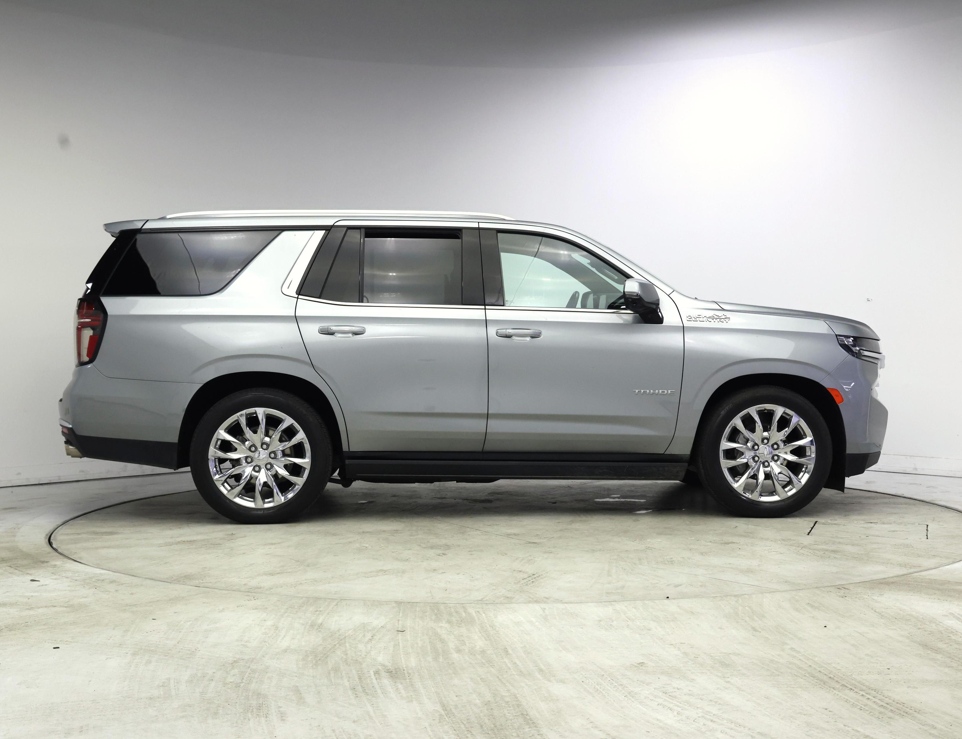 Thumbnail: 2024 Chevrolet Tahoe - 7