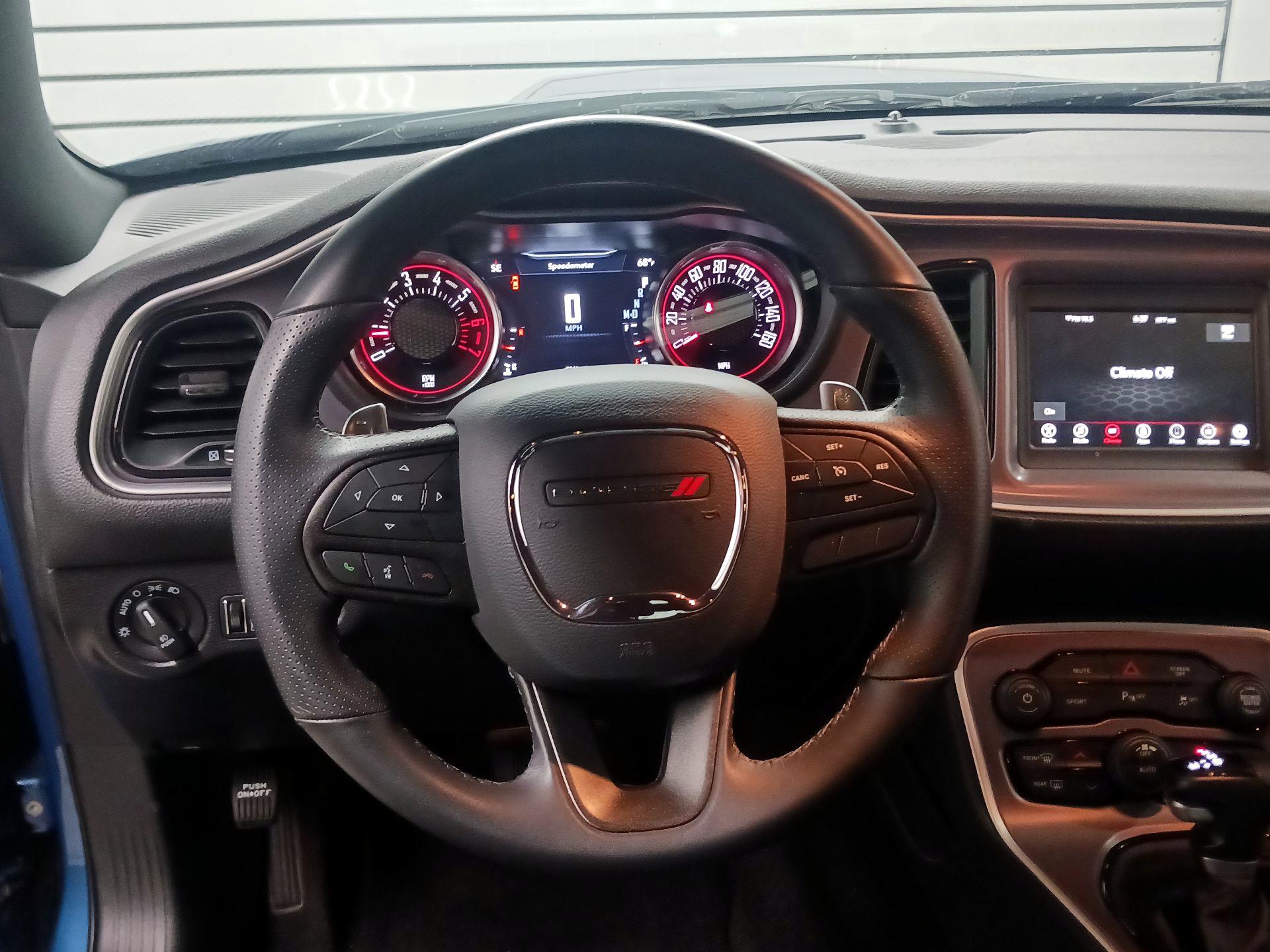 Thumbnail: 2022 Dodge Challenger - 10