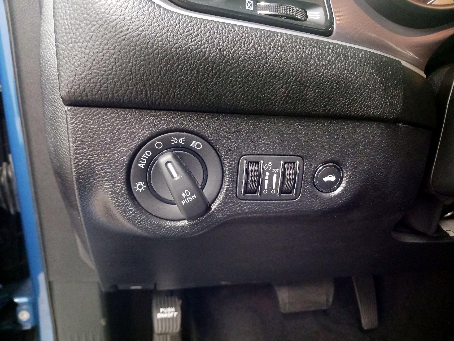 Thumbnail: 2022 Dodge Challenger - 13