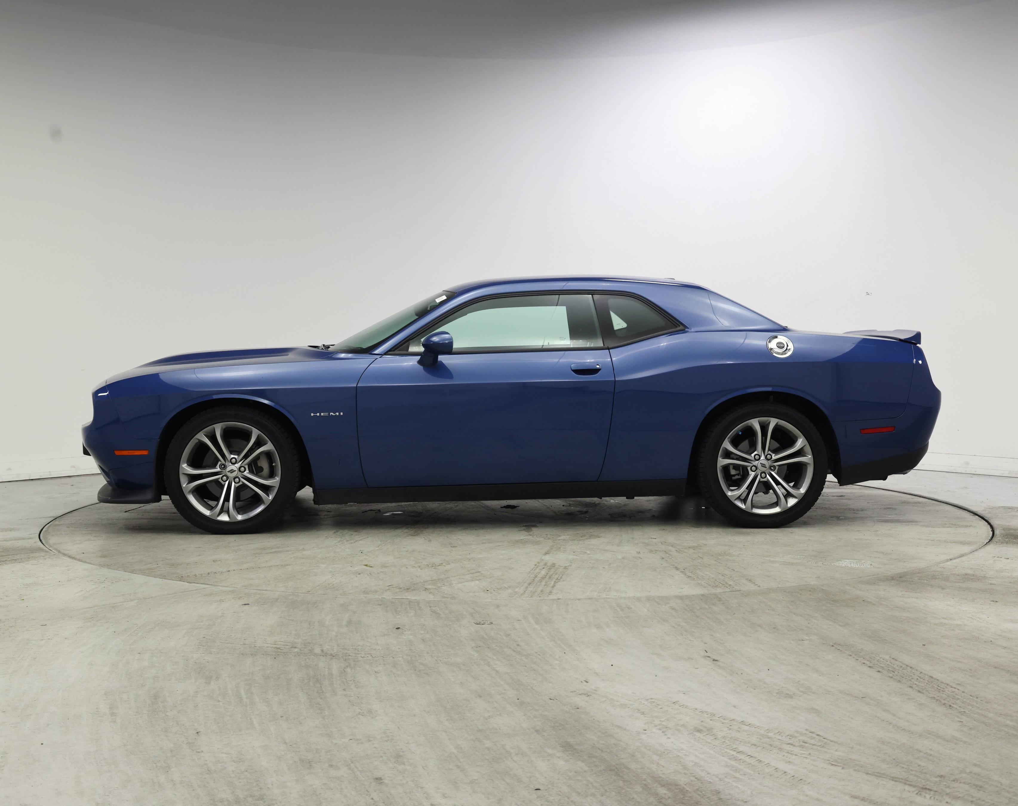 Thumbnail: 2022 Dodge Challenger - 3