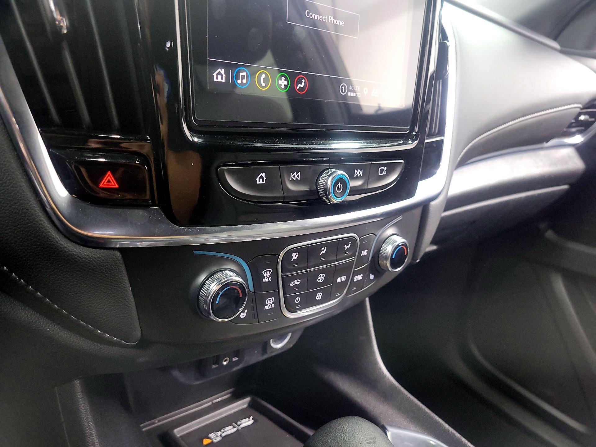 Thumbnail: 2023 Chevrolet Traverse - 15