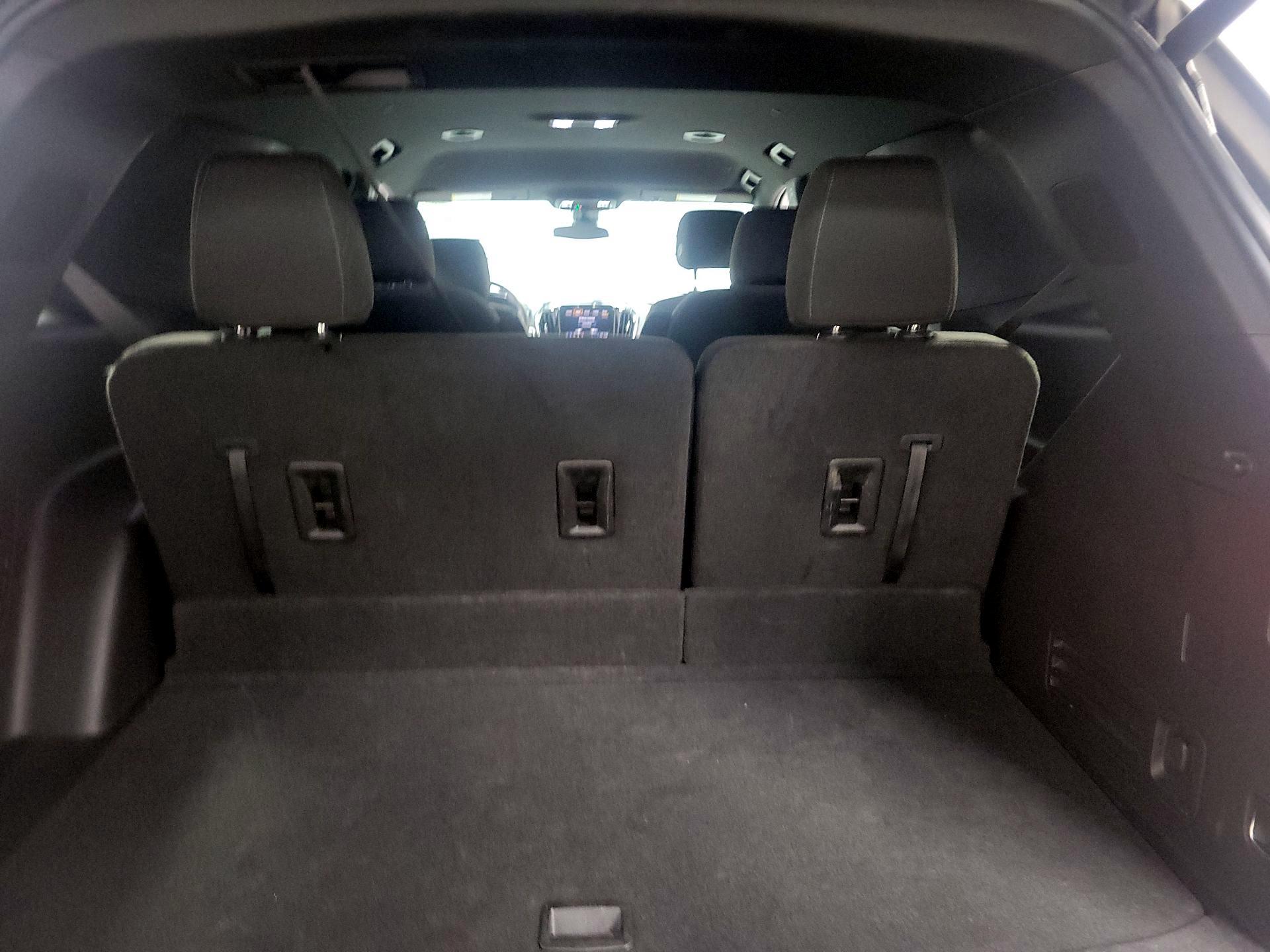 Thumbnail: 2023 Chevrolet Traverse - 18