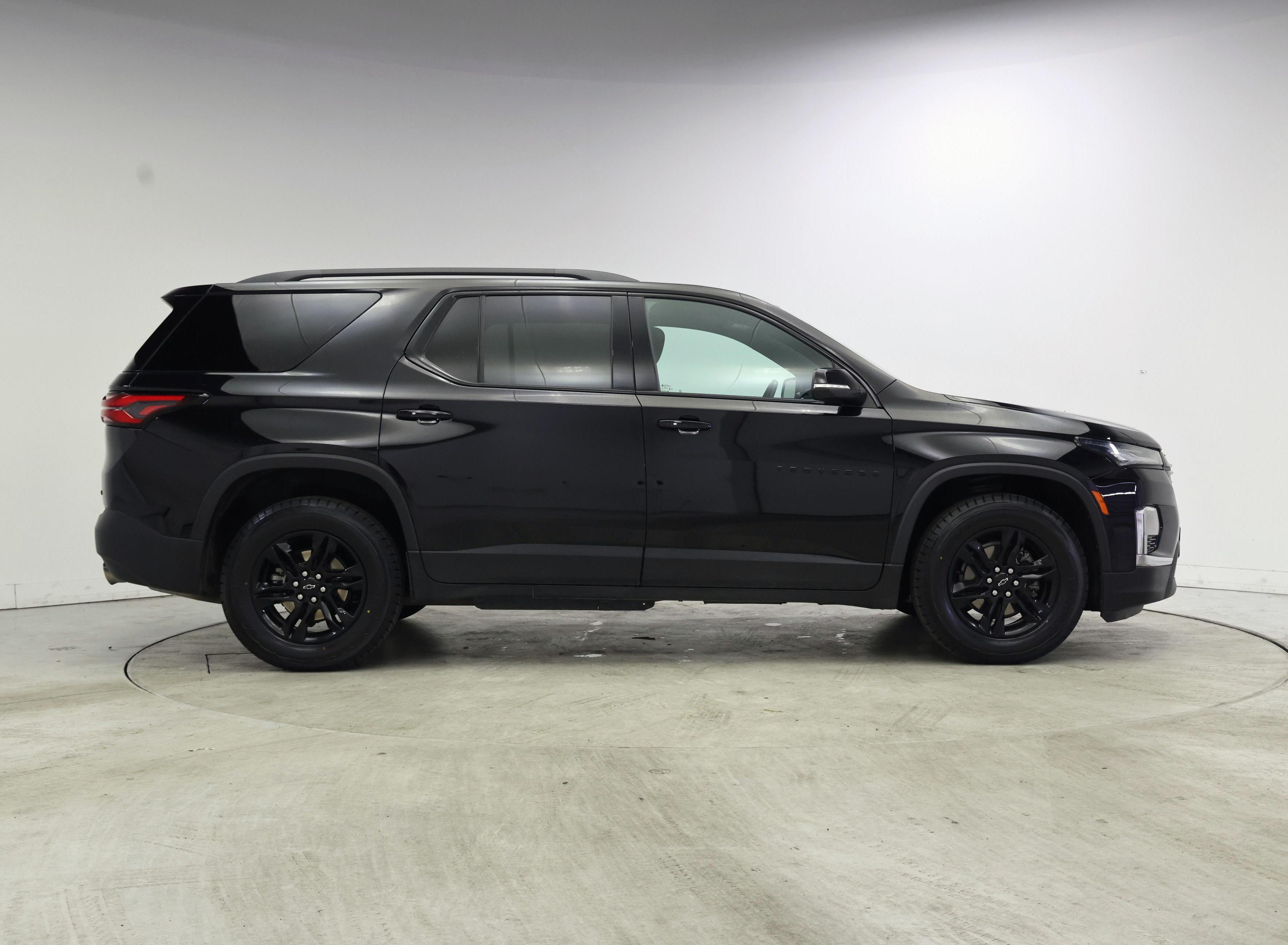 Thumbnail: 2023 Chevrolet Traverse - 7