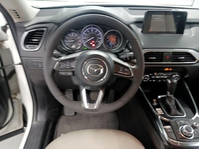 Steering Wheel & Instrument Cluster (On)