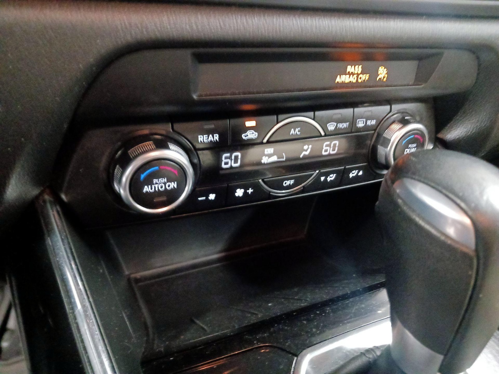 2016 Mazda CX-9 Sport - Photo 15