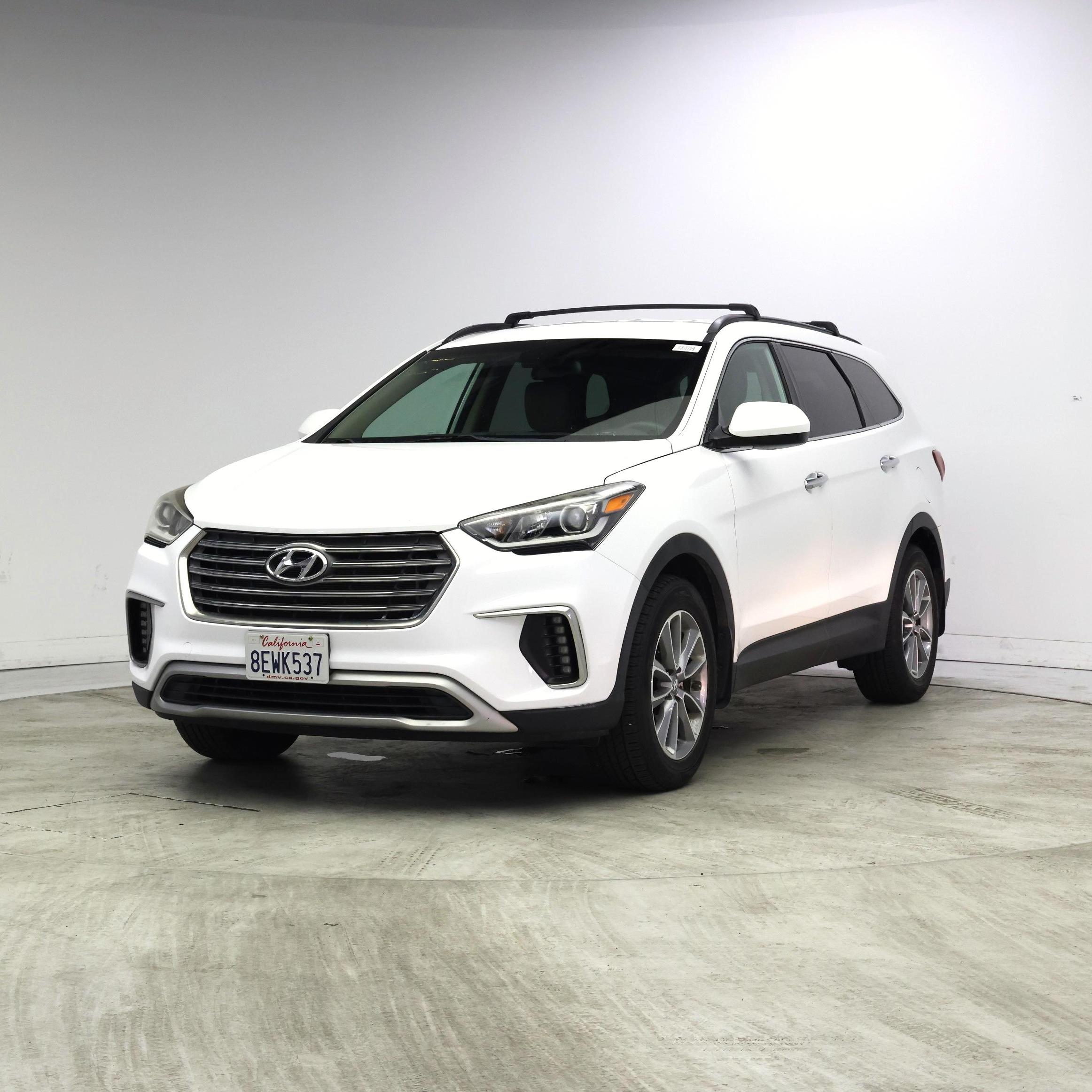 Thumbnail: 2018 Hyundai Santa Fe - 4