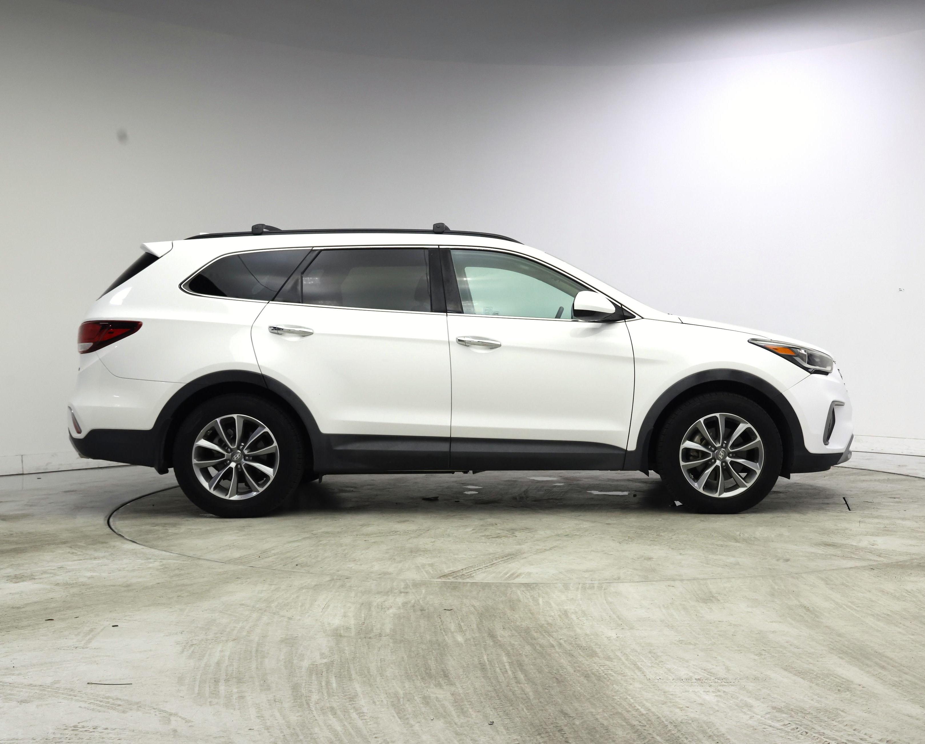 Thumbnail: 2018 Hyundai Santa Fe - 7