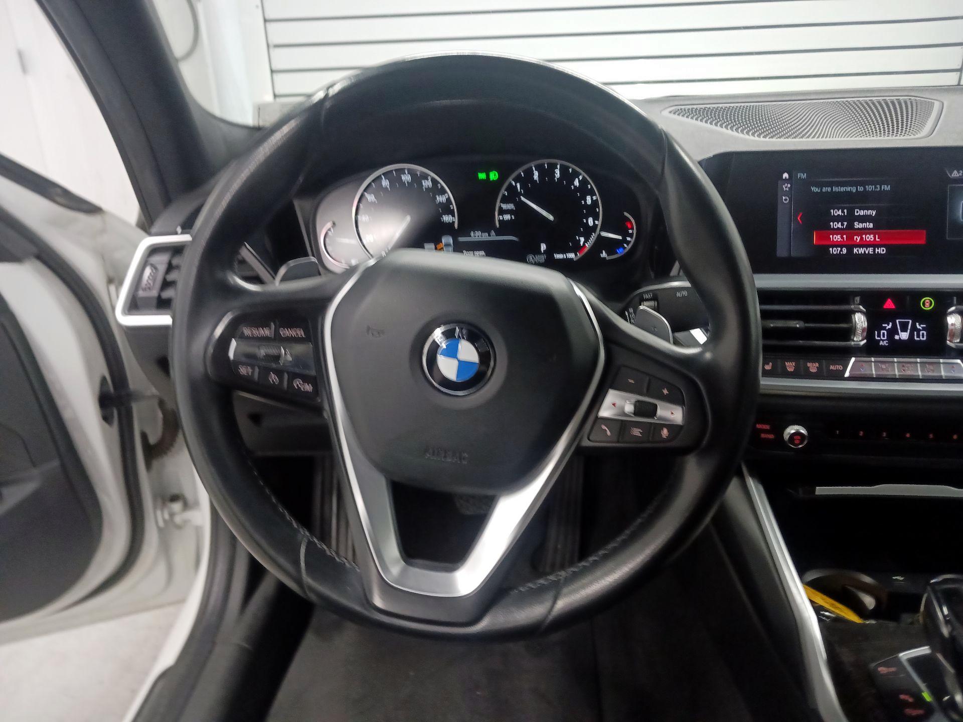 Thumbnail: 2020 BMW 3 Series - 10