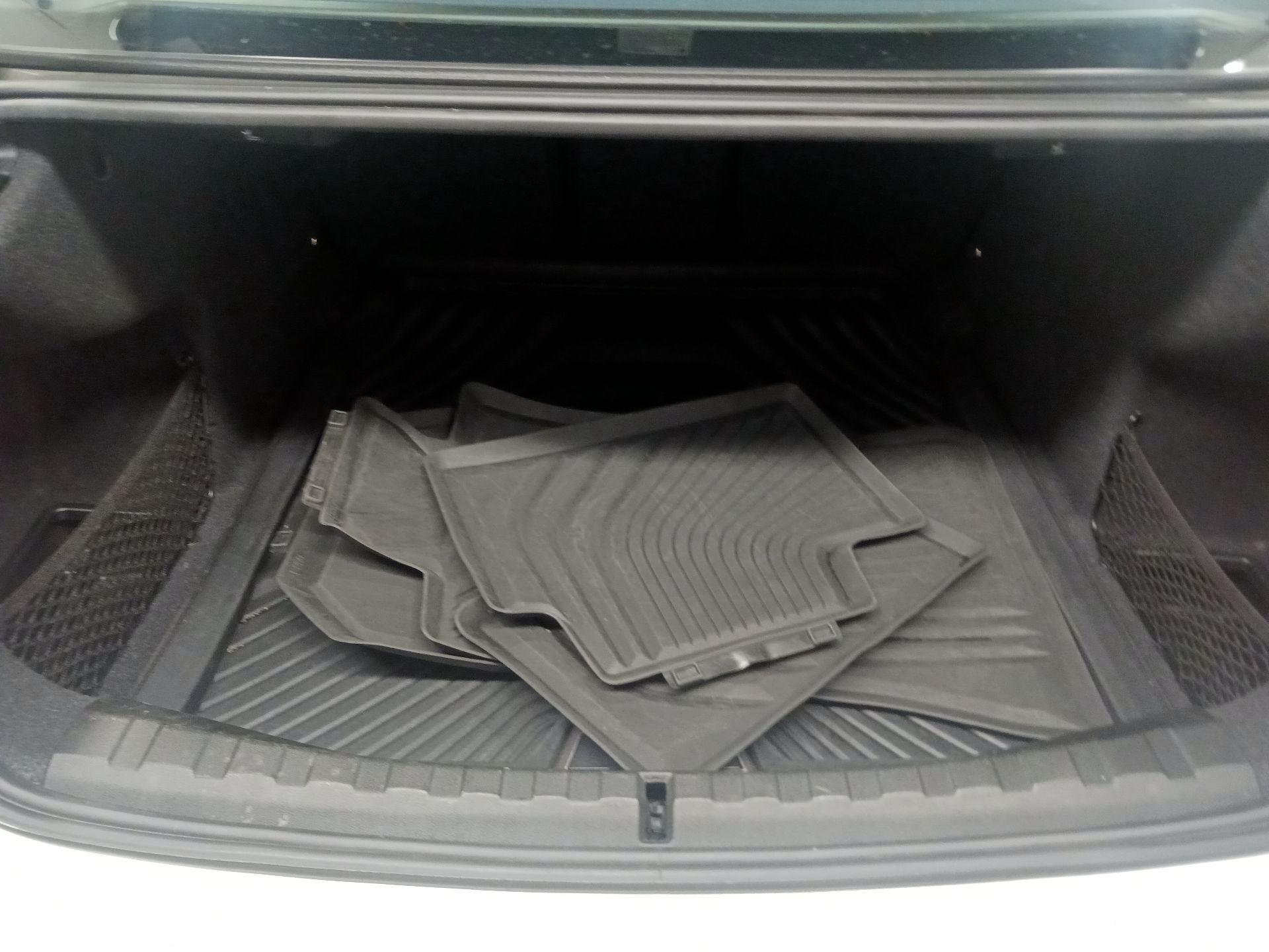 Thumbnail: 2020 BMW 3 Series - 16