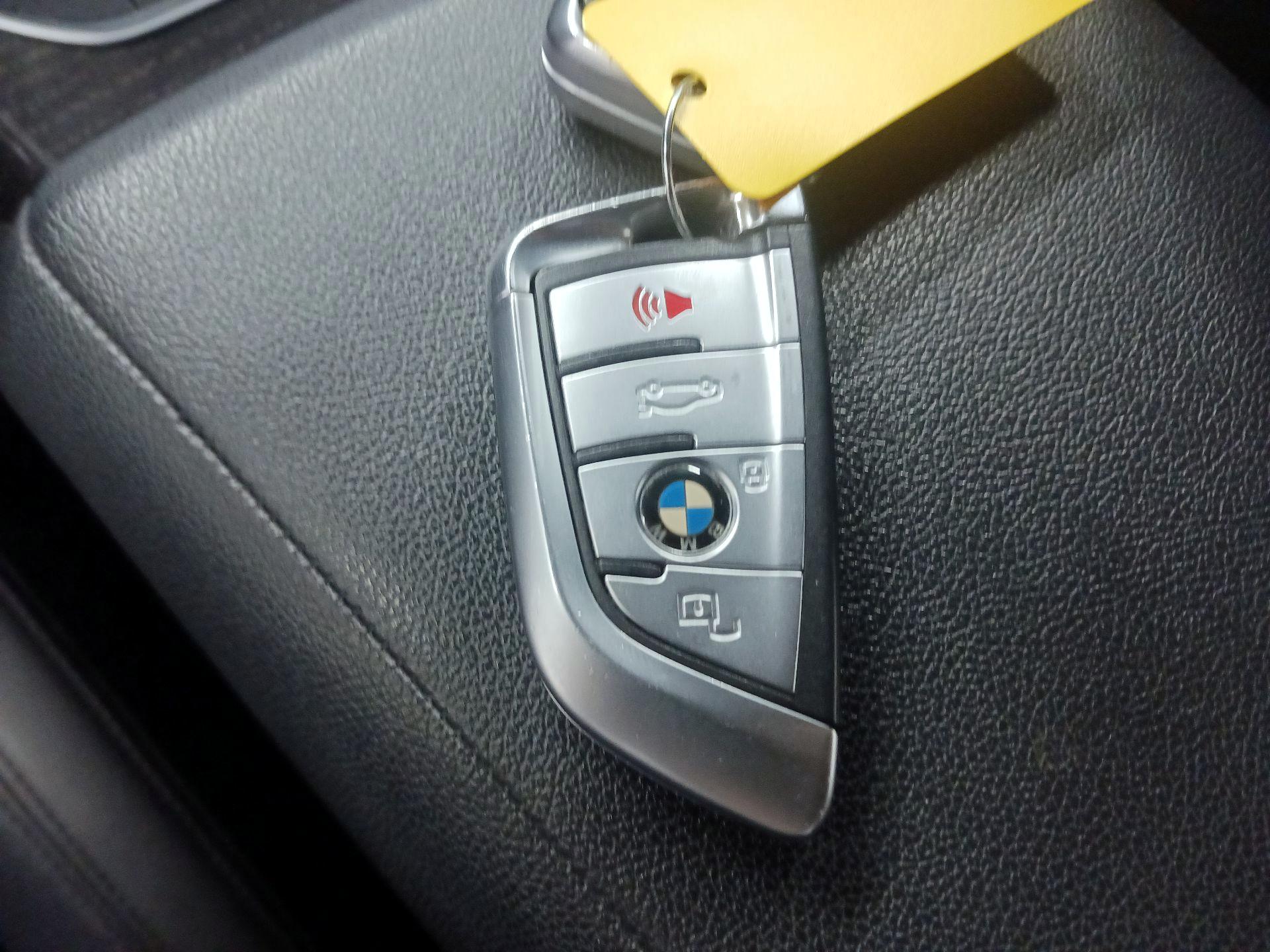 Thumbnail: 2020 BMW 3 Series - 18