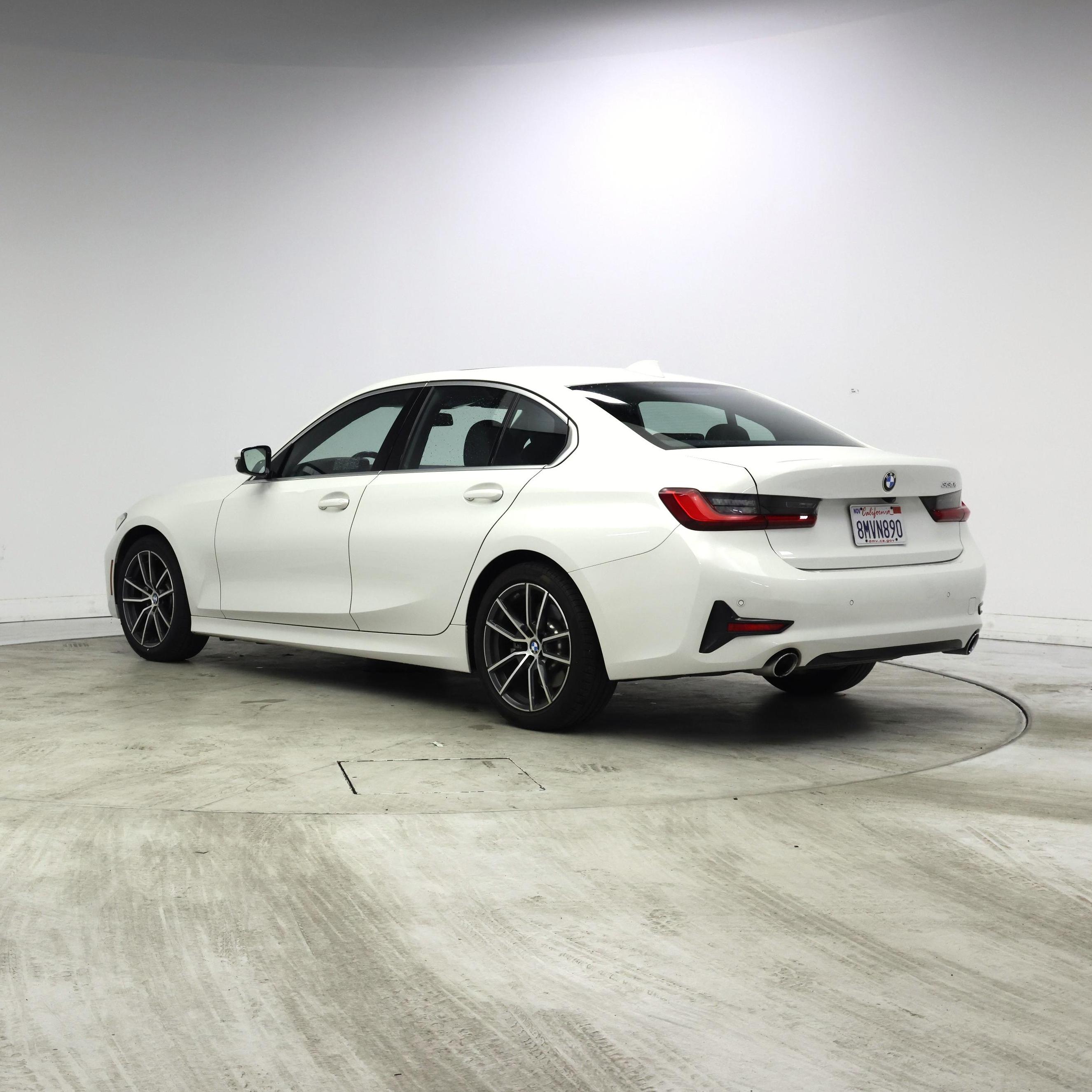 Thumbnail: 2020 BMW 3 Series - 2