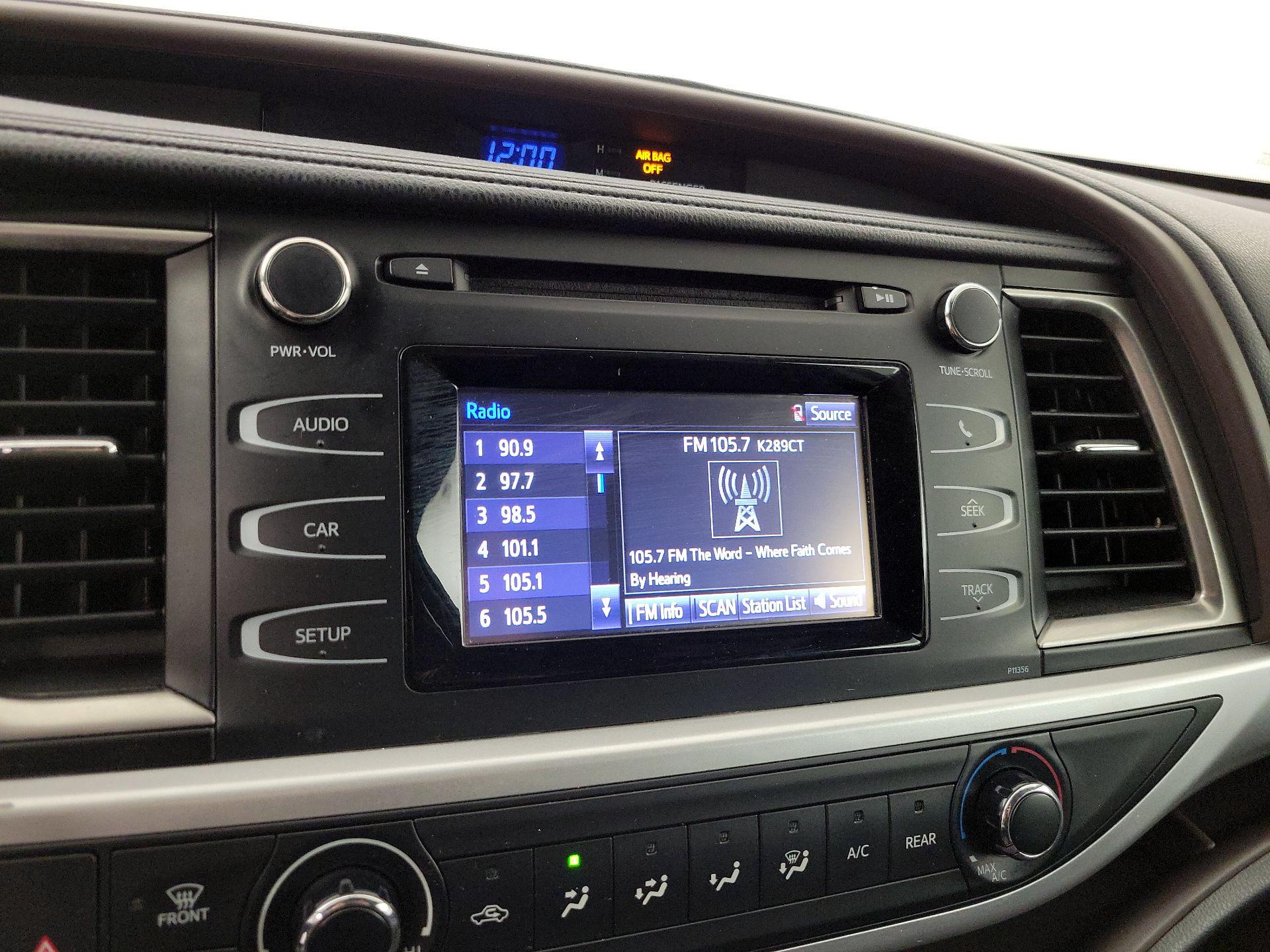 Thumbnail: 2018 Toyota Highlander - 15