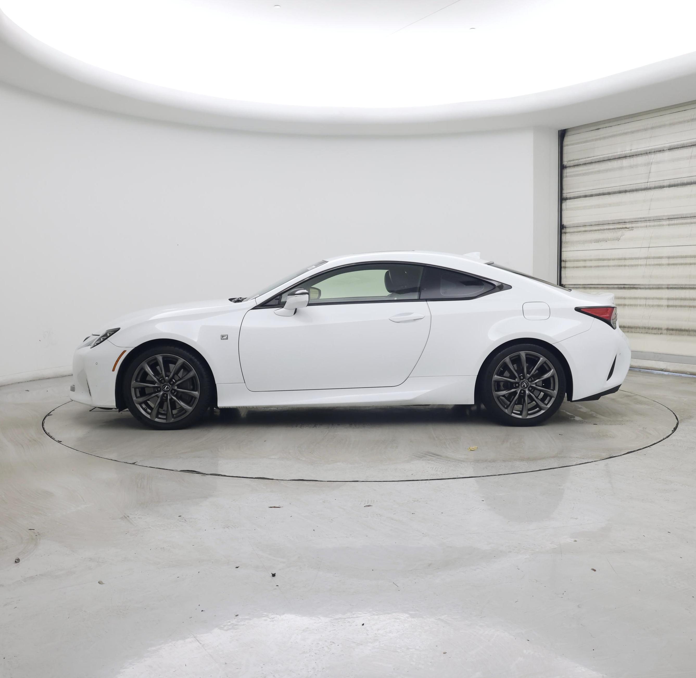 Thumbnail: 2021 Lexus RC - 3