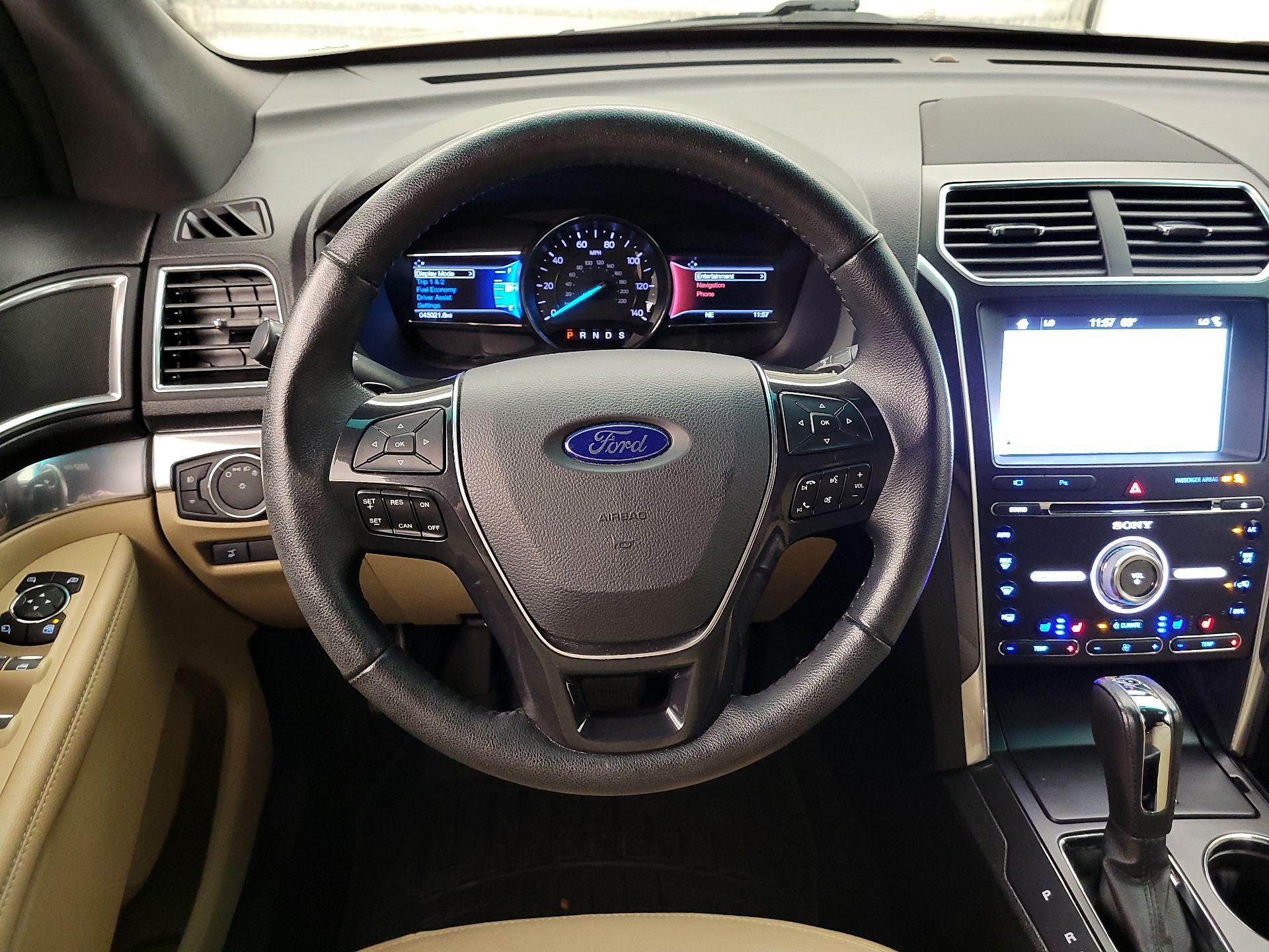 Thumbnail: 2017 Ford Explorer - 10