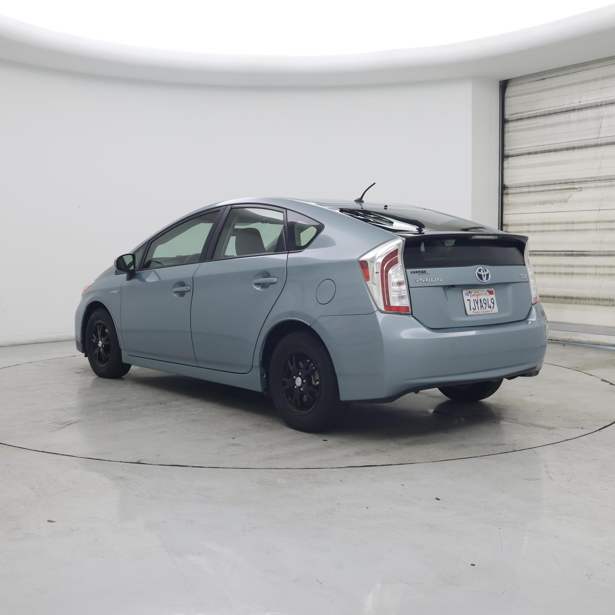 Thumbnail: 2015 Toyota Prius - 2