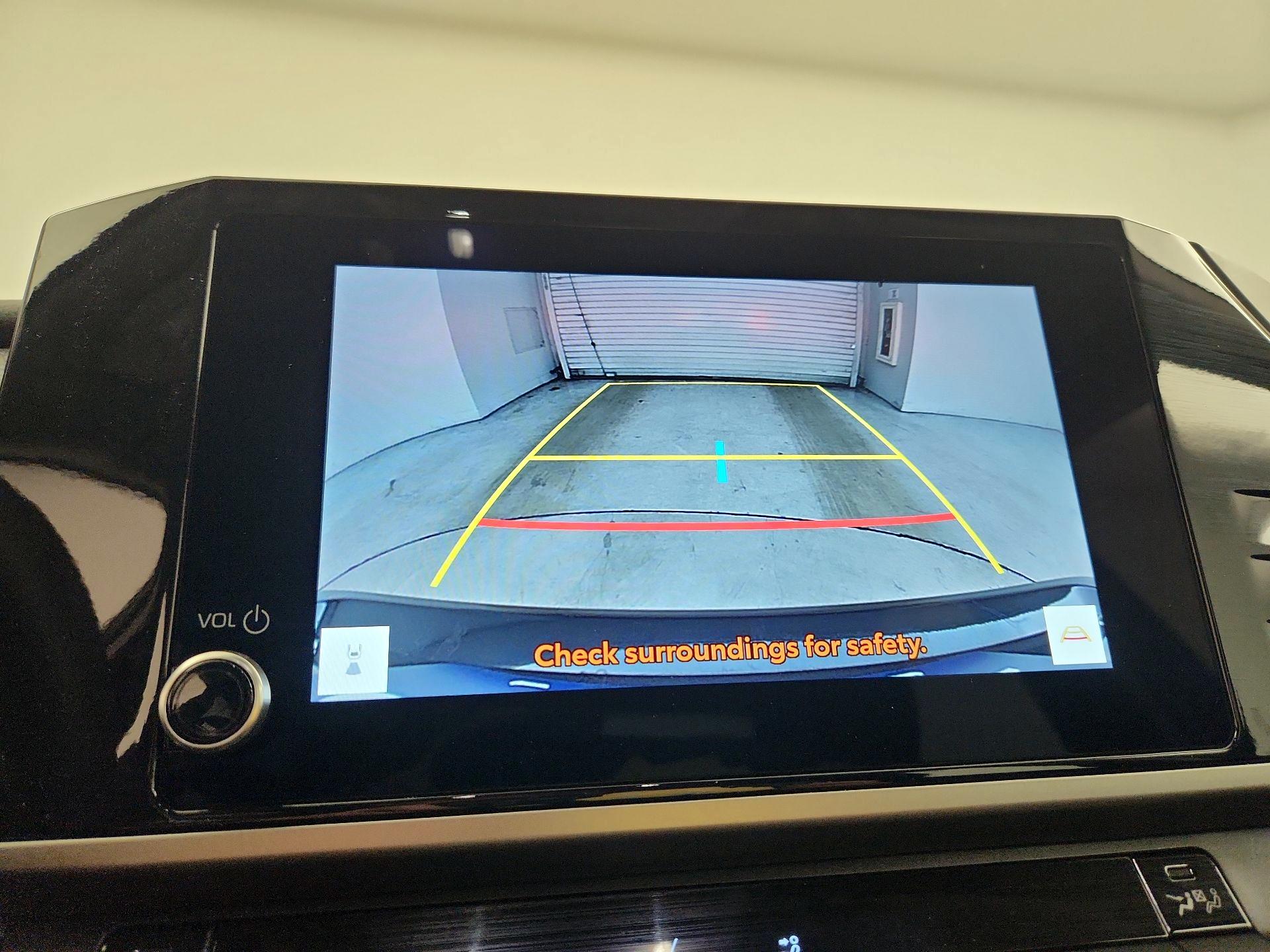 Thumbnail: 2025 Toyota Camry - 14