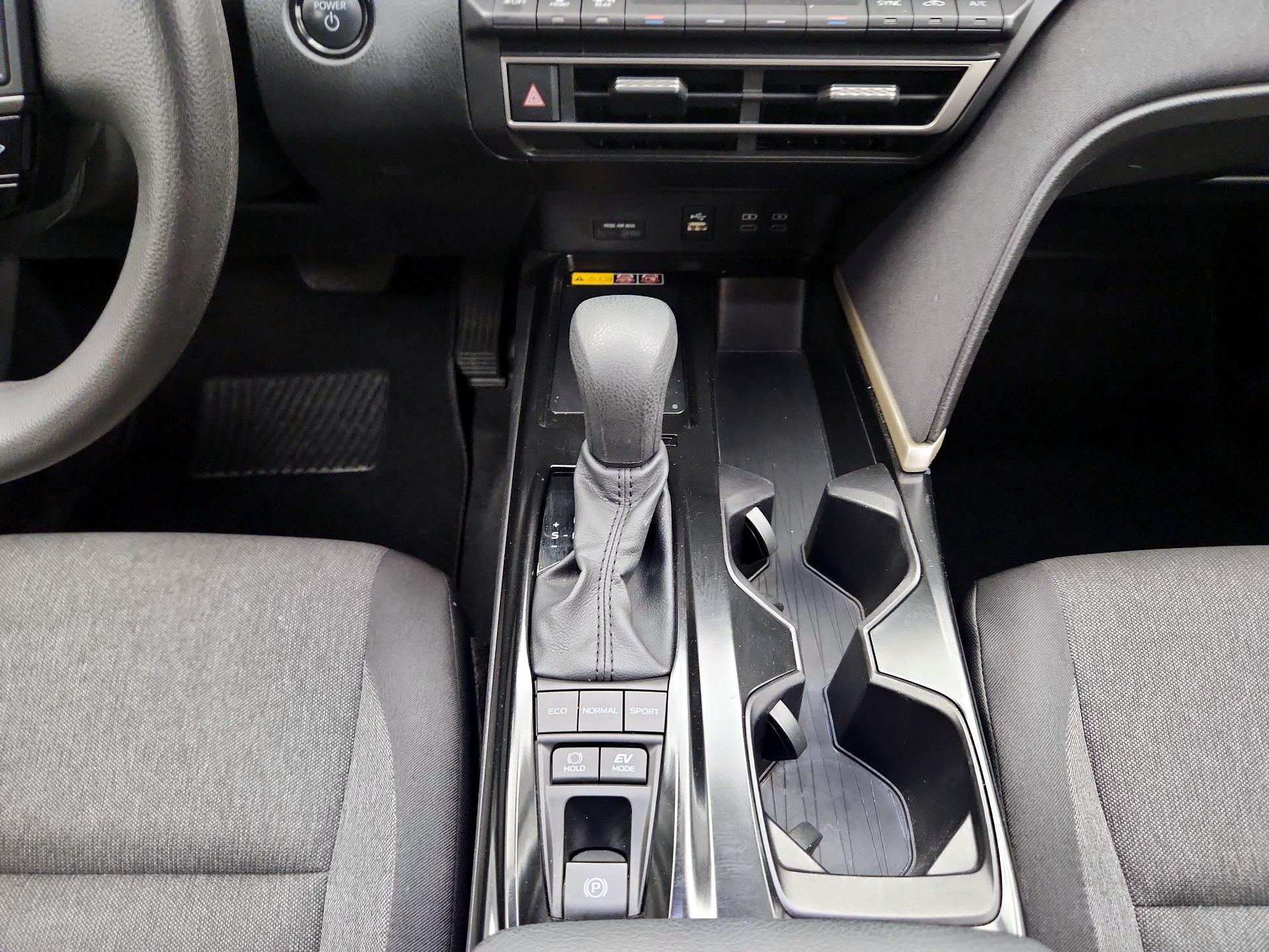 Thumbnail: 2025 Toyota Camry - 17